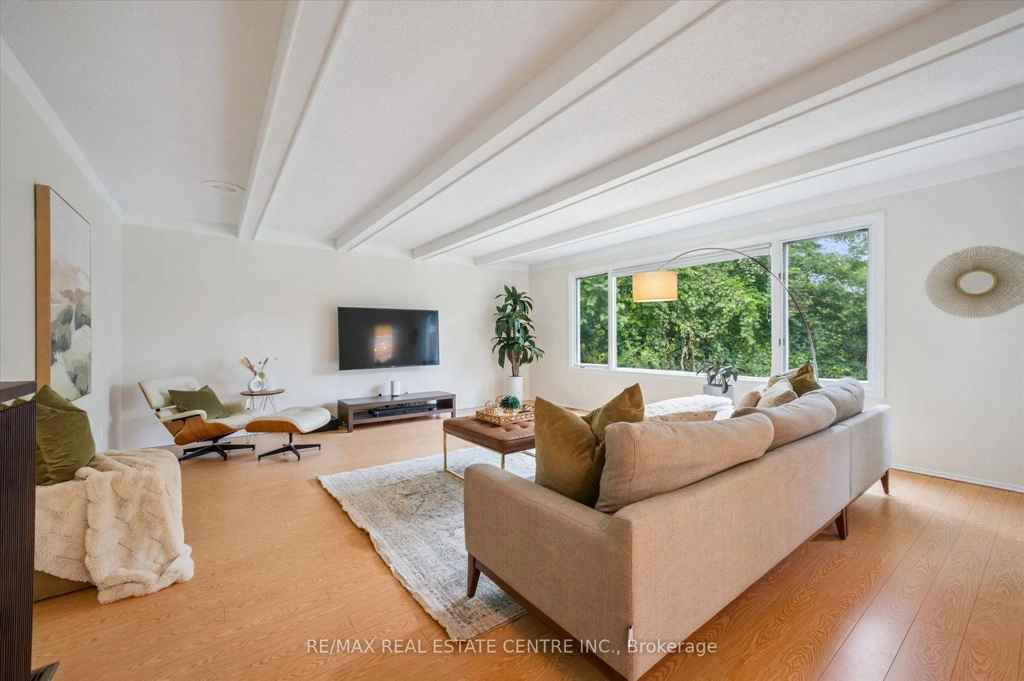 120 Riverbank Drive