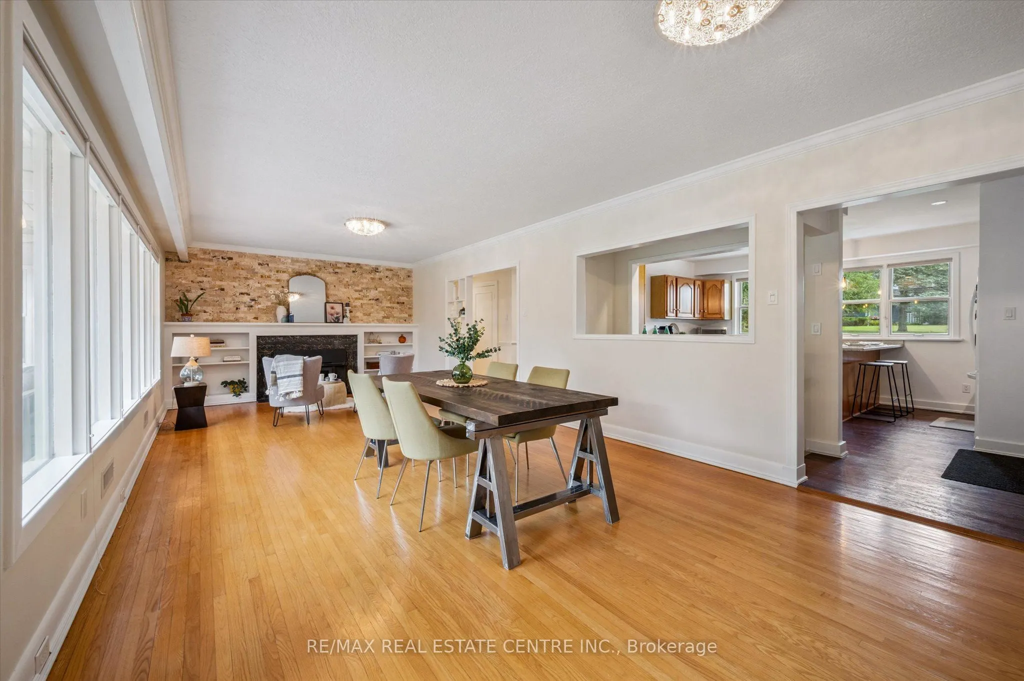 120 Riverbank Drive