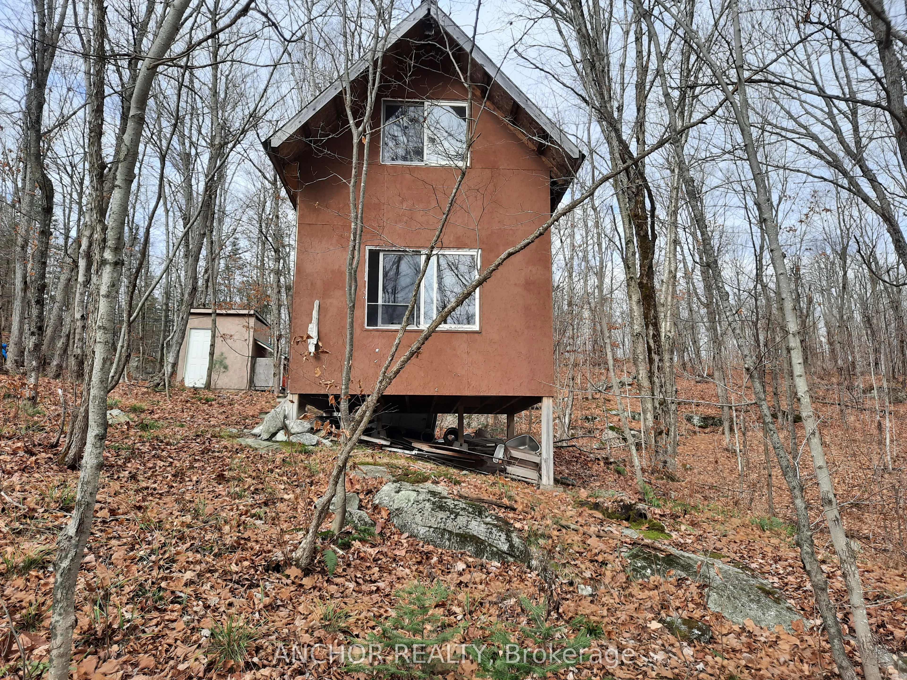 550 shawanaga Lane