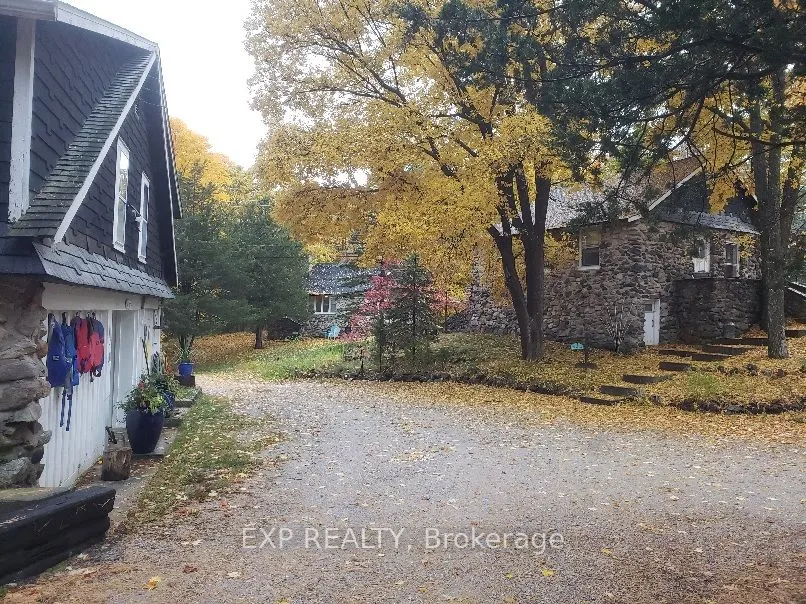 2585 Bolingbroke Road
