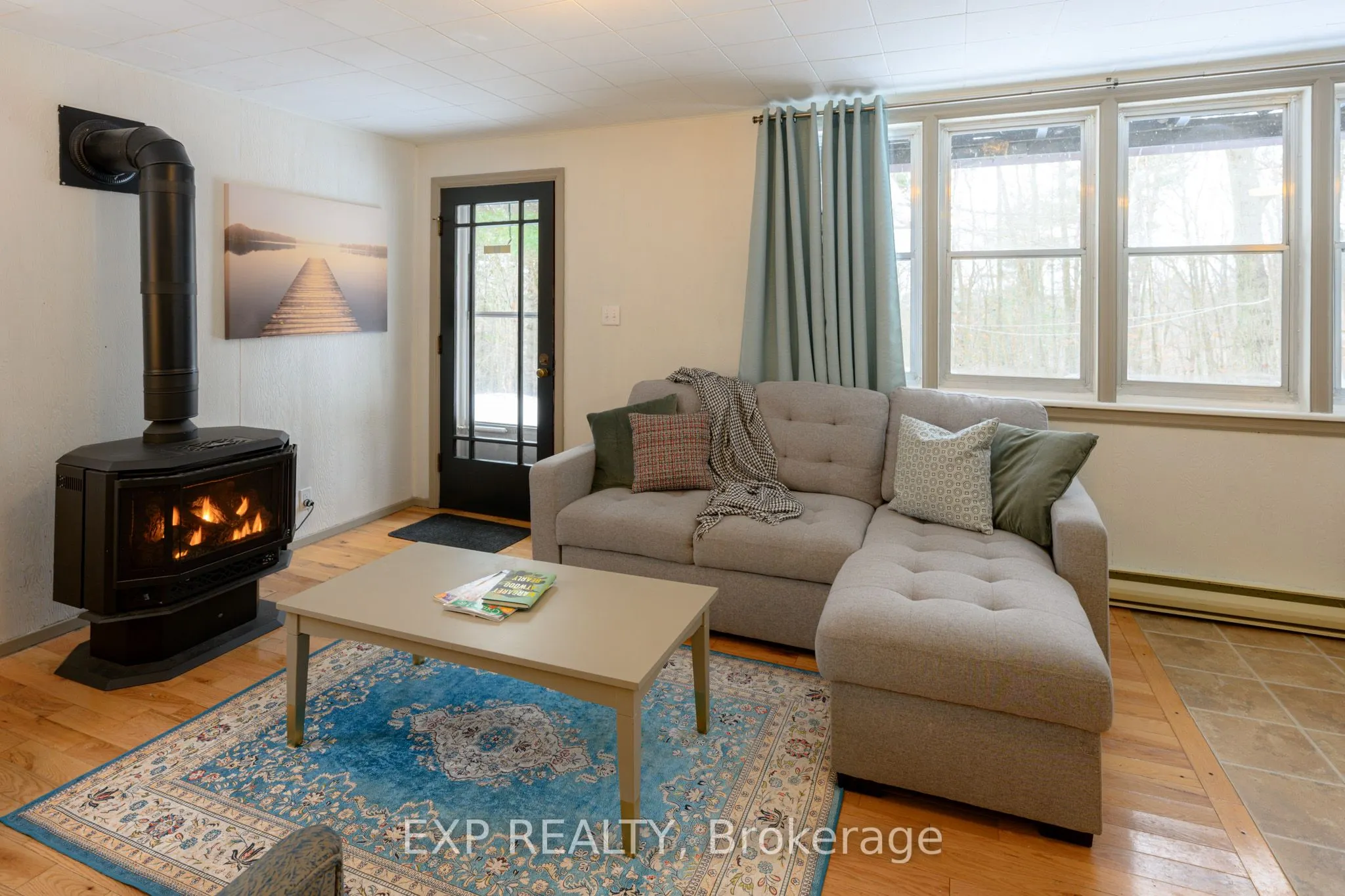 2585 Bolingbroke Road