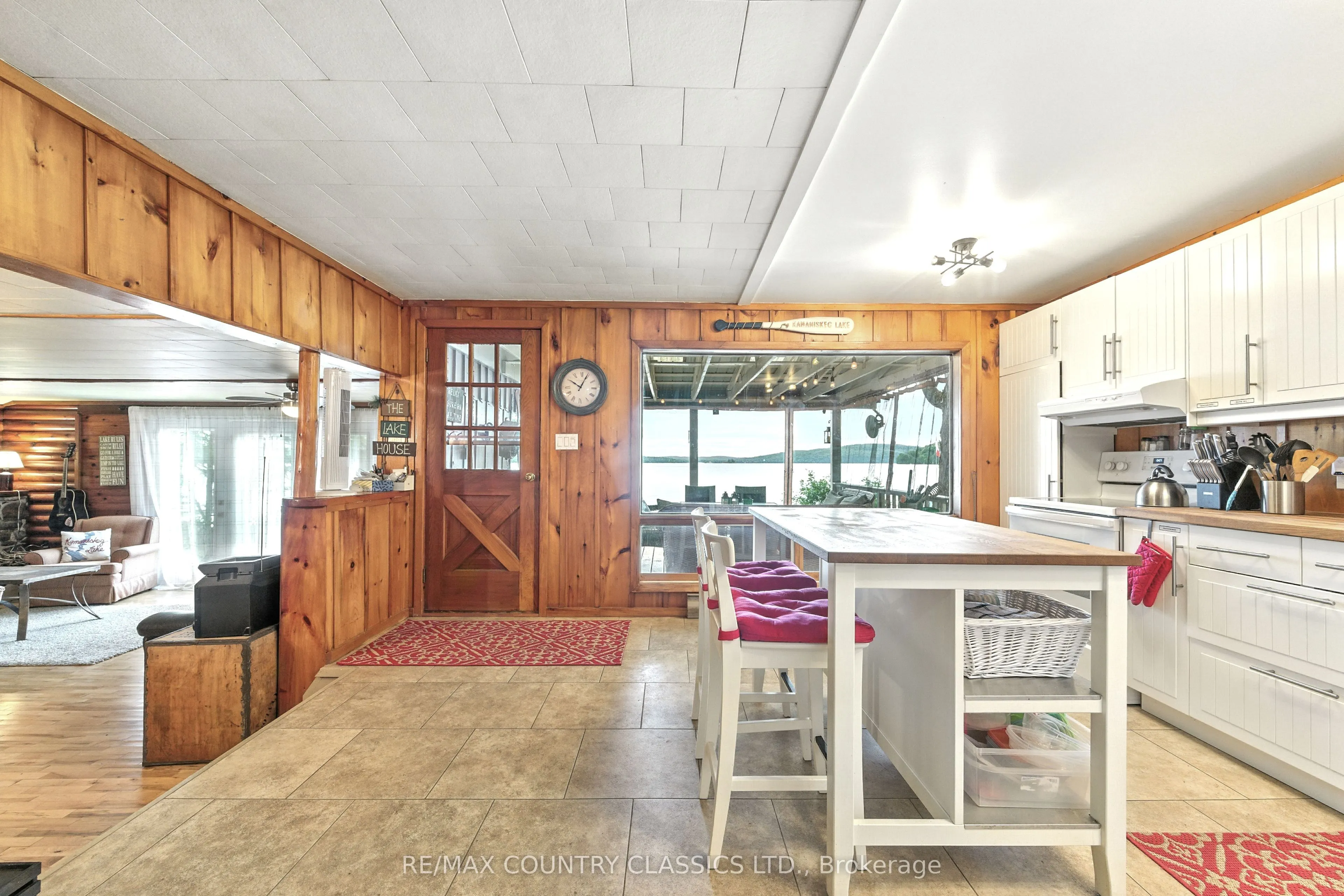 1258 Kamaniskeg Lake Road