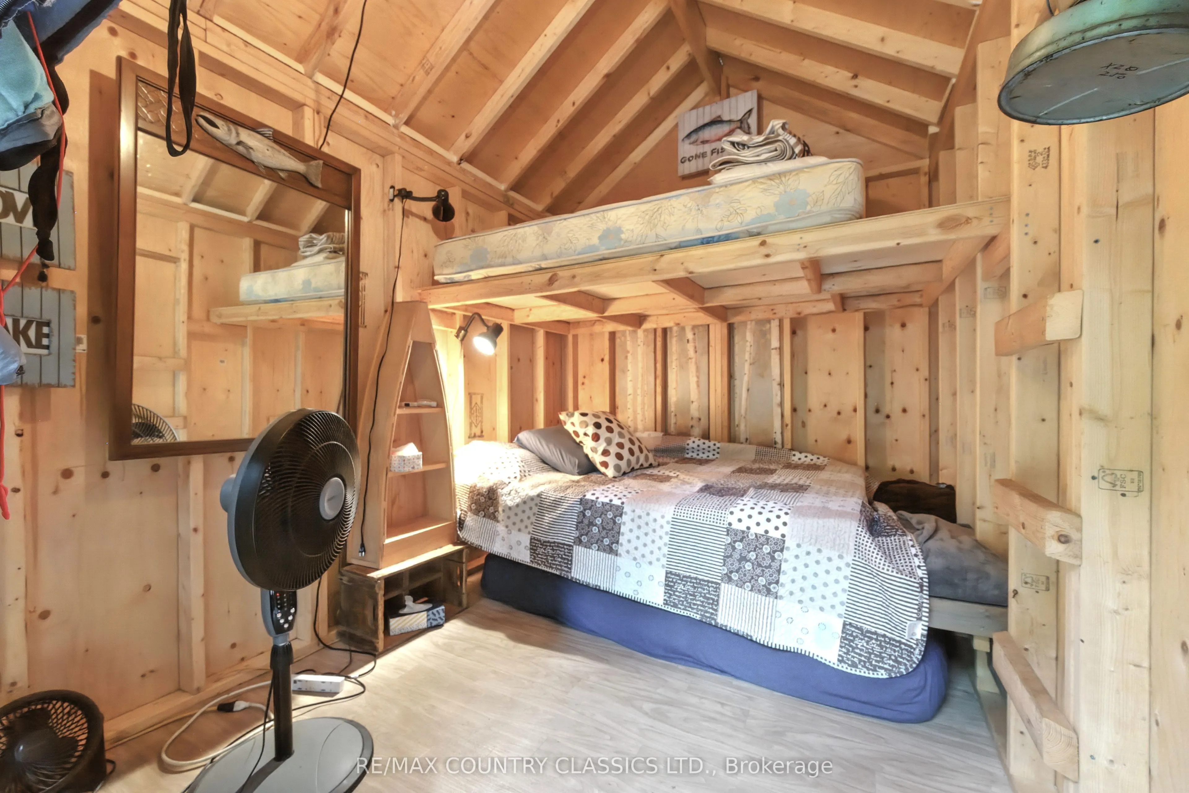 1258 Kamaniskeg Lake Road