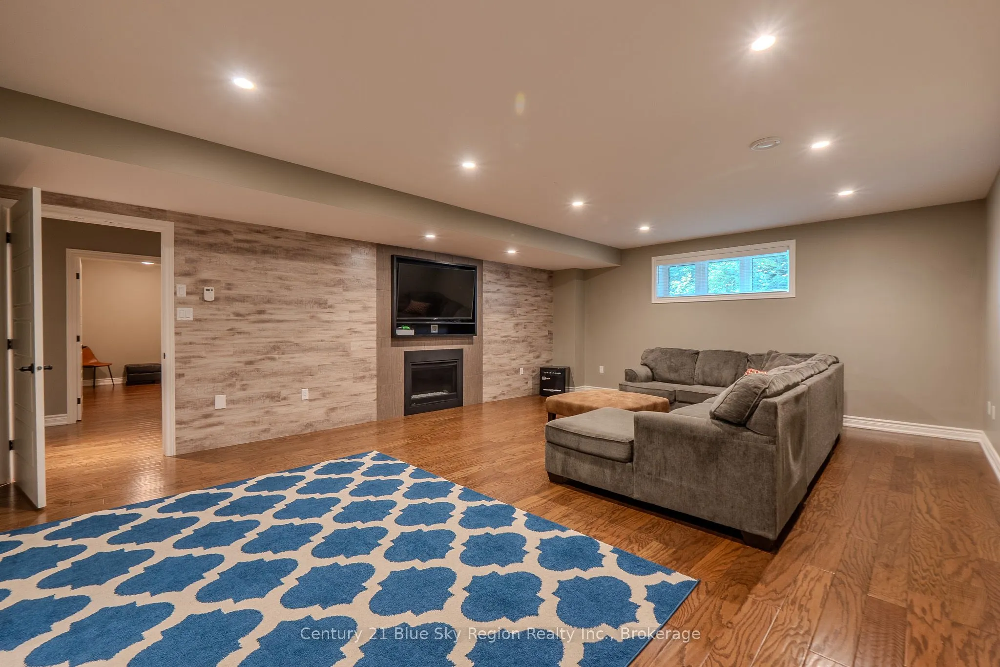 420 Pearce Street