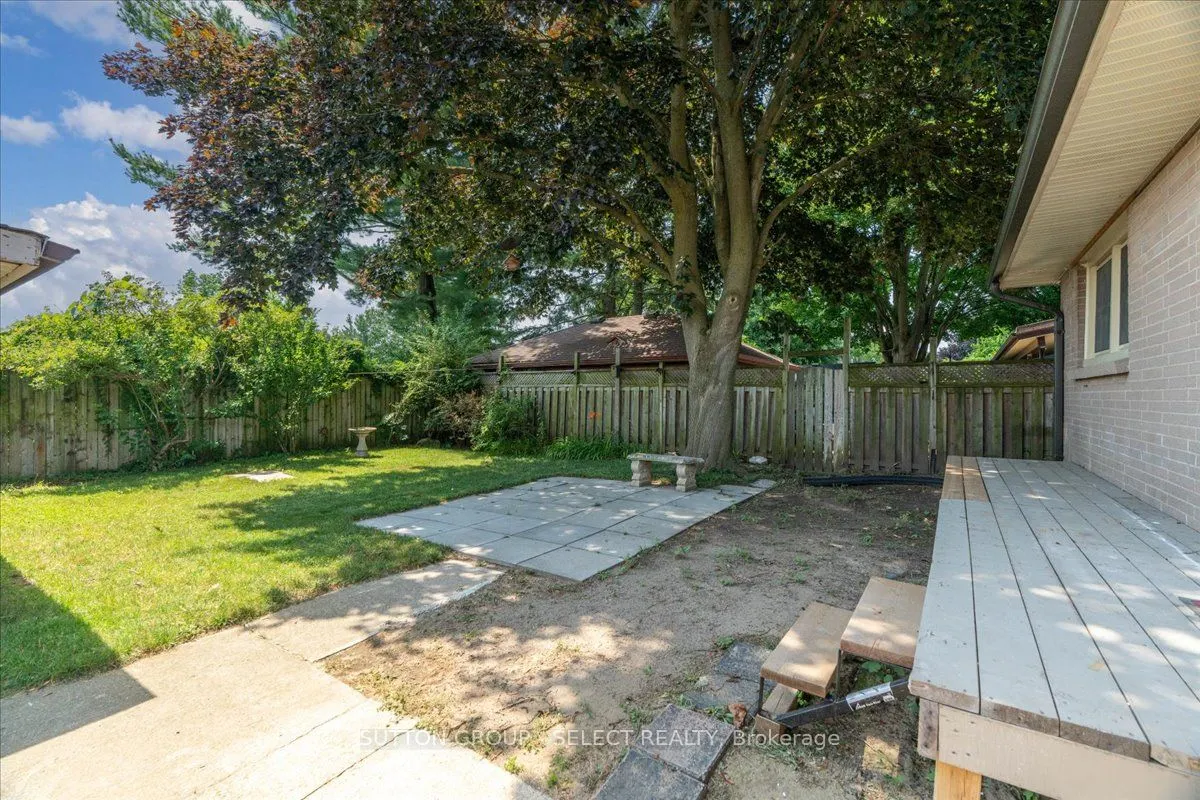 1697 Moffatt Avenue