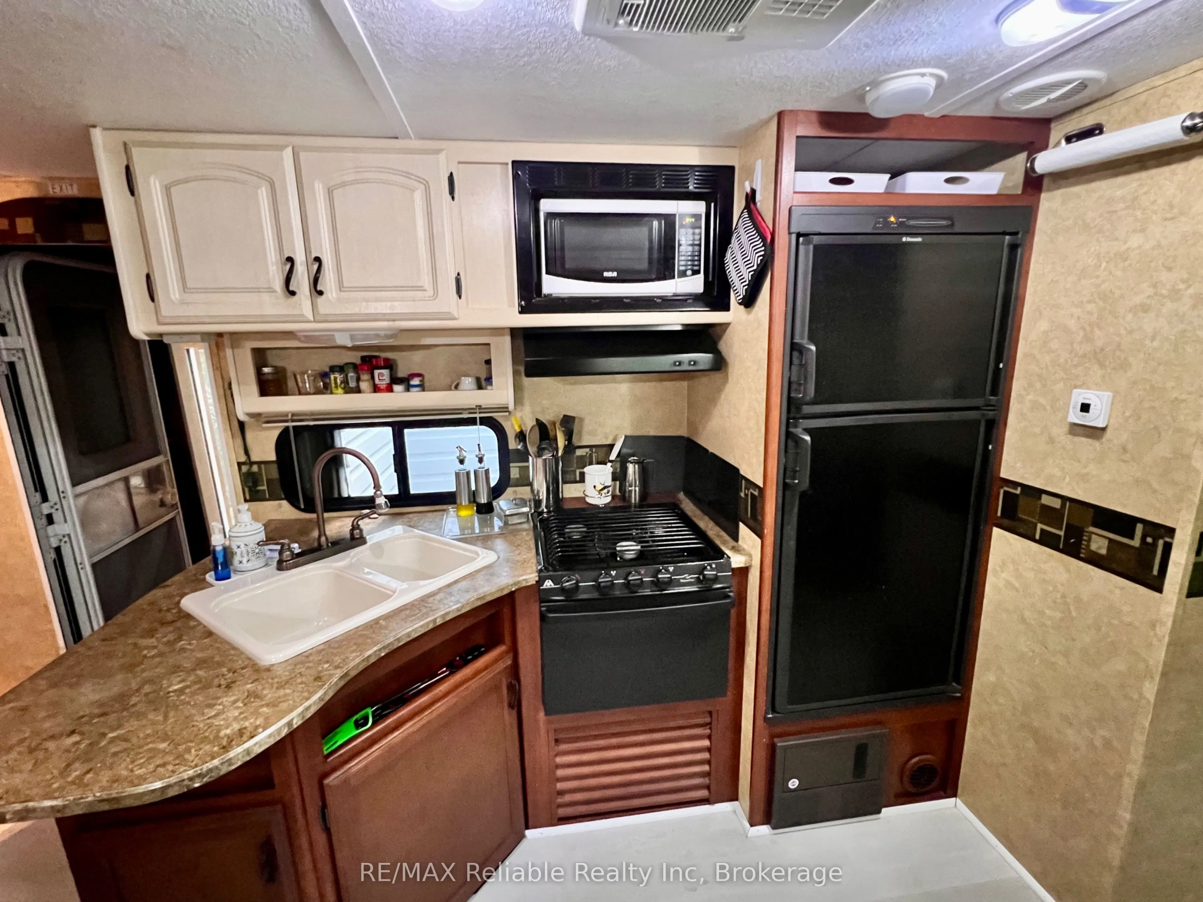 33900 Sugarbush Road, #8