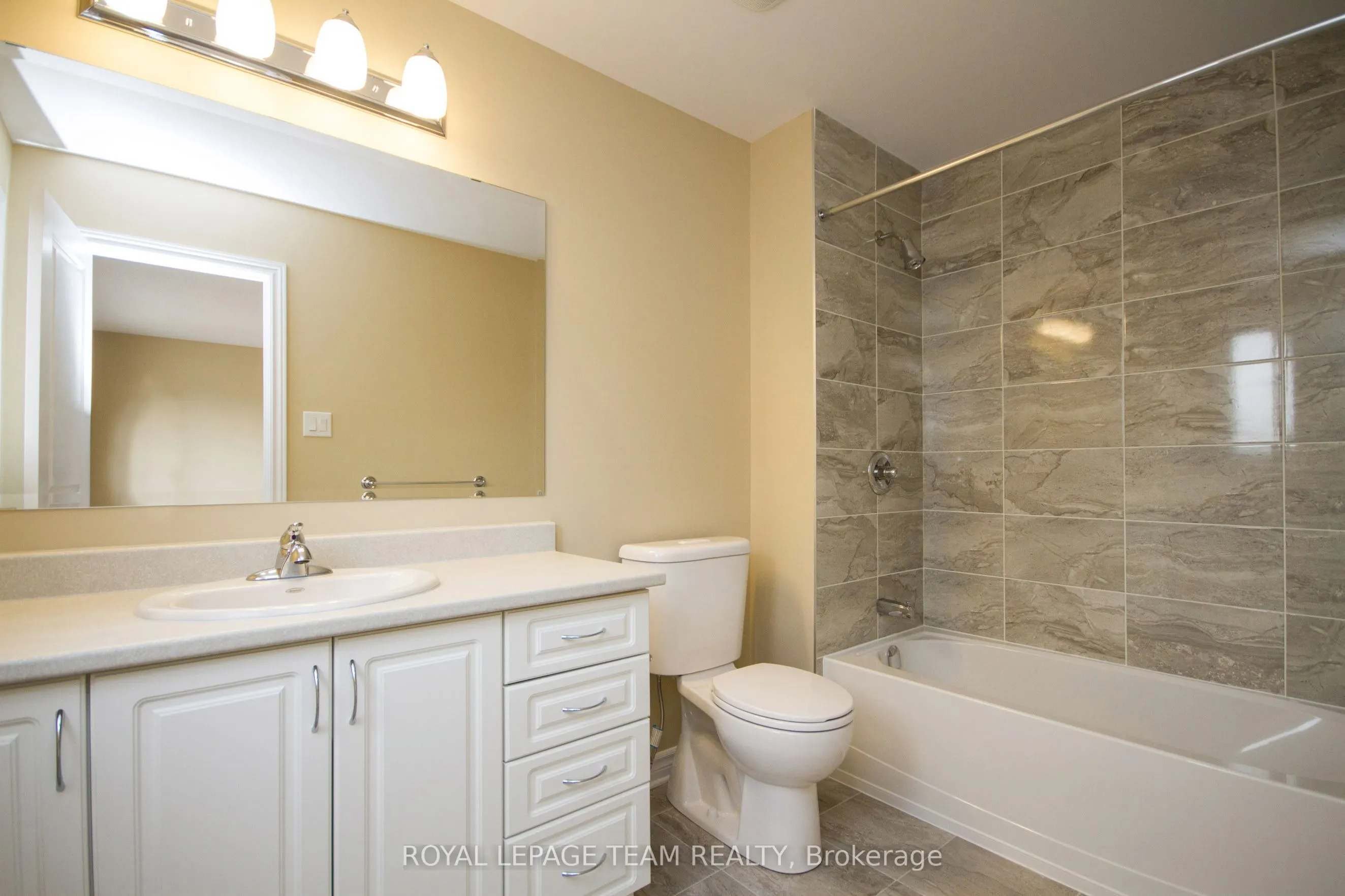 464 Brettonwood Ridge