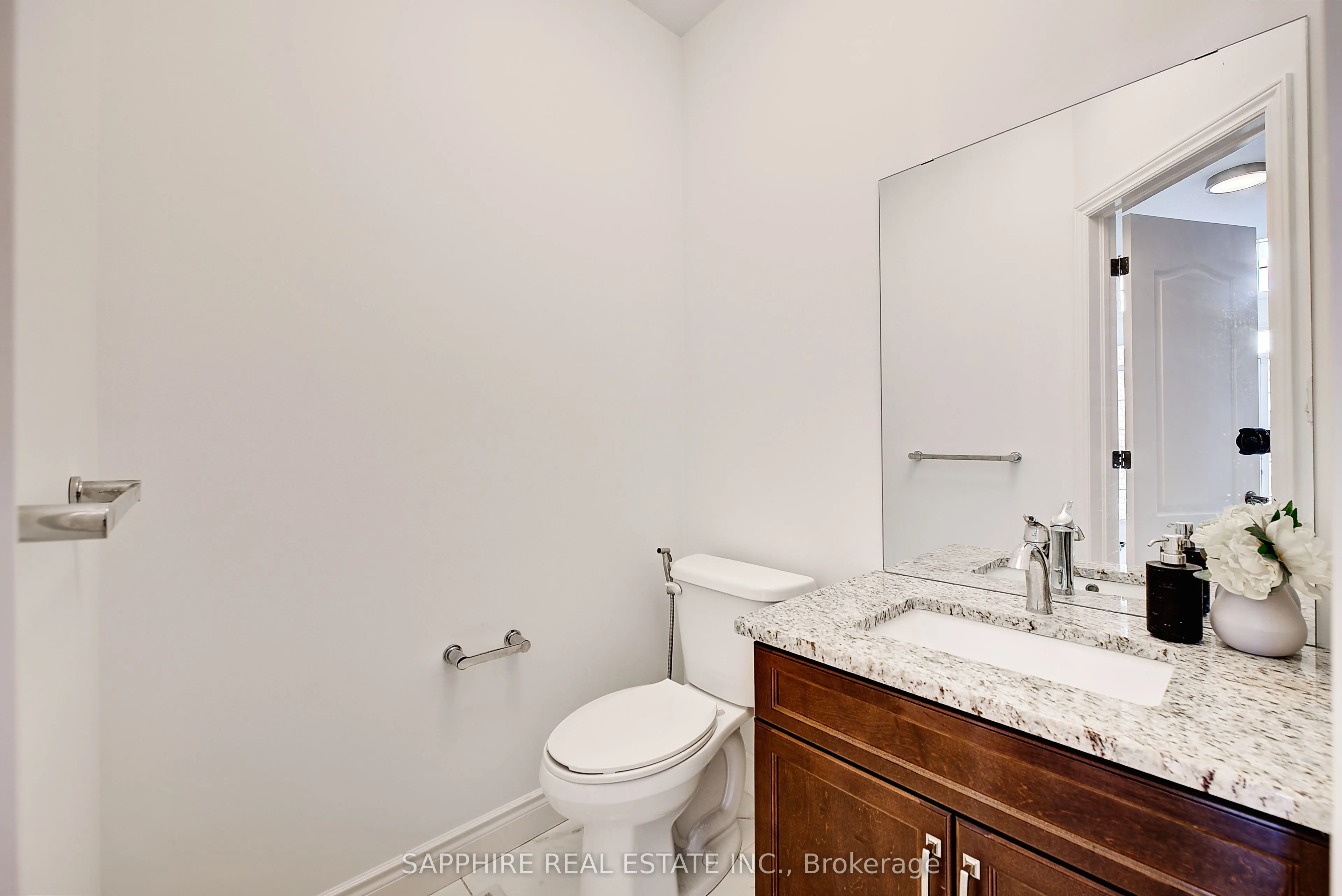 1763 Owen Lane