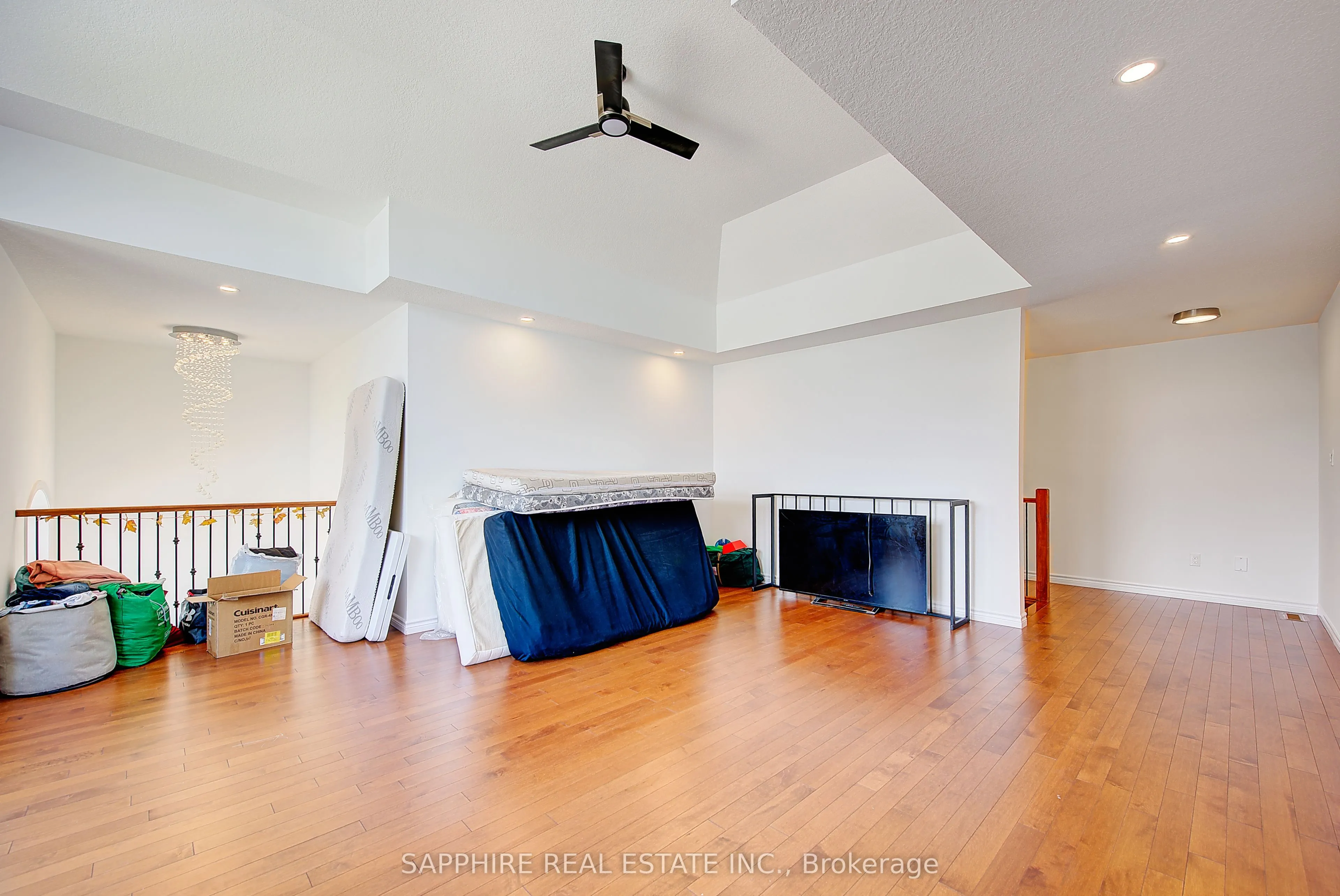 1763 Owen Lane