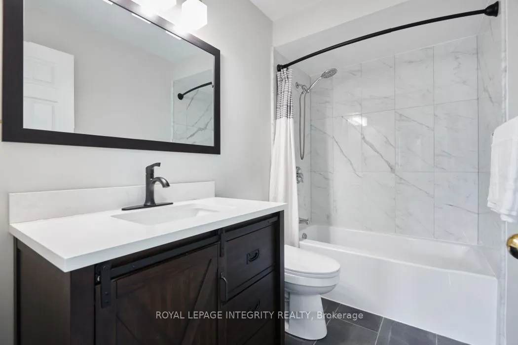 1036 Rocky Harbour Crescent