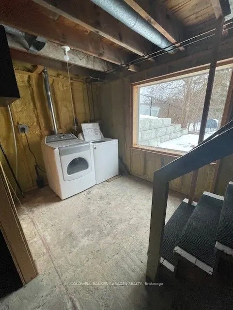 56 RIVER Road S