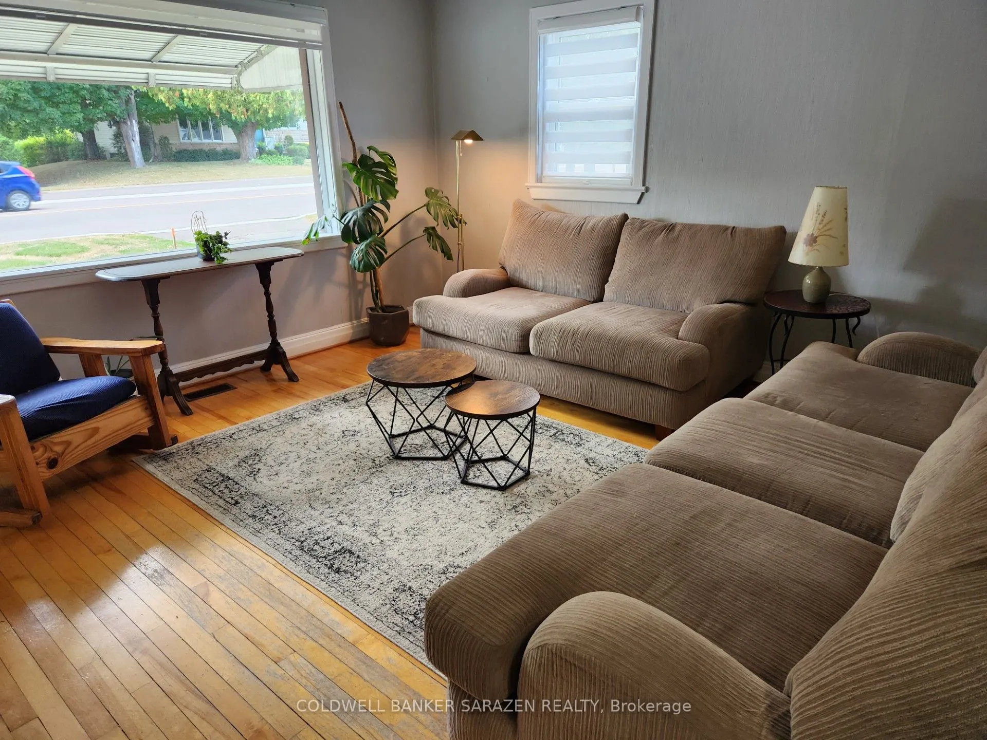 56 RIVER Road S