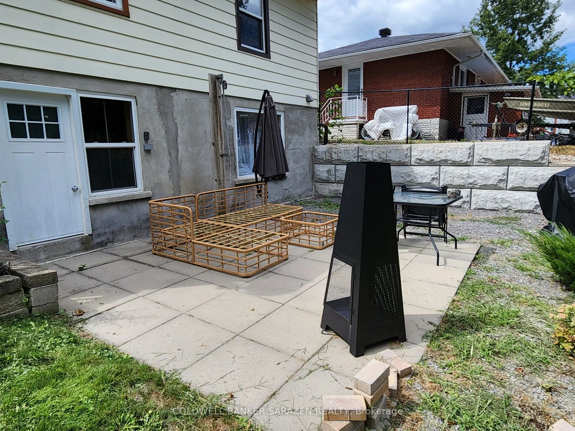 56 RIVER Road S