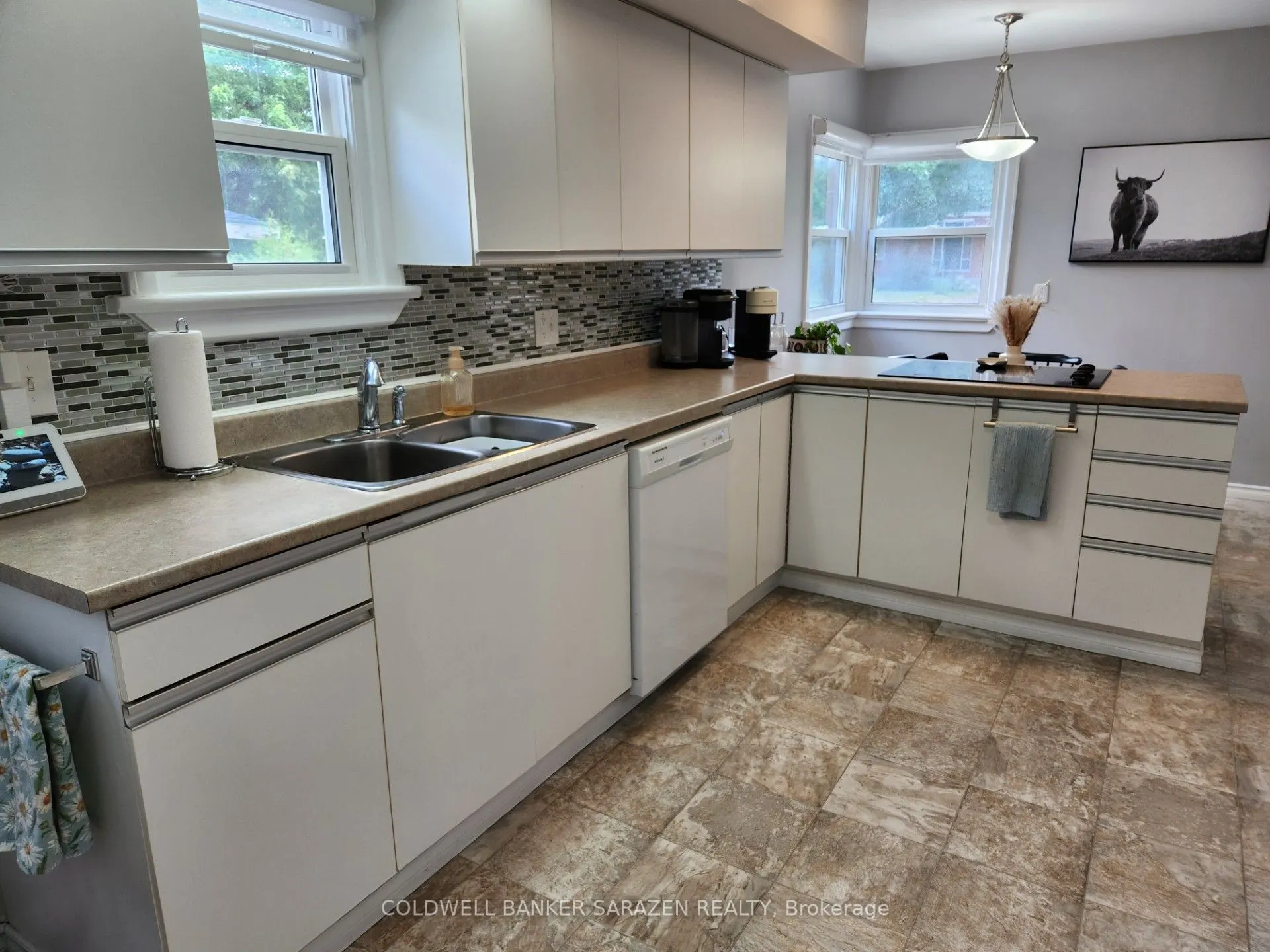 56 RIVER Road S