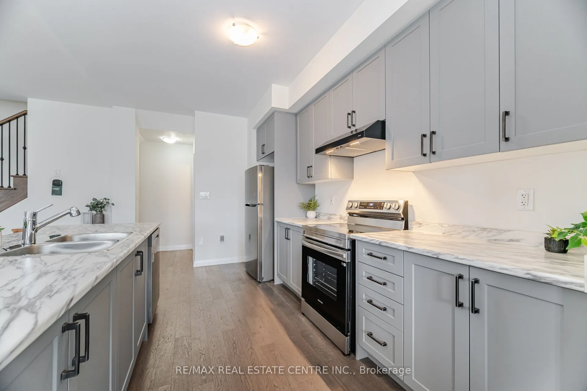 33 Granville Crescent