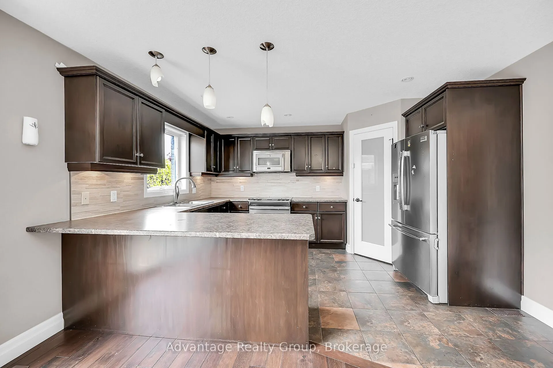 505 Lakeview Drive