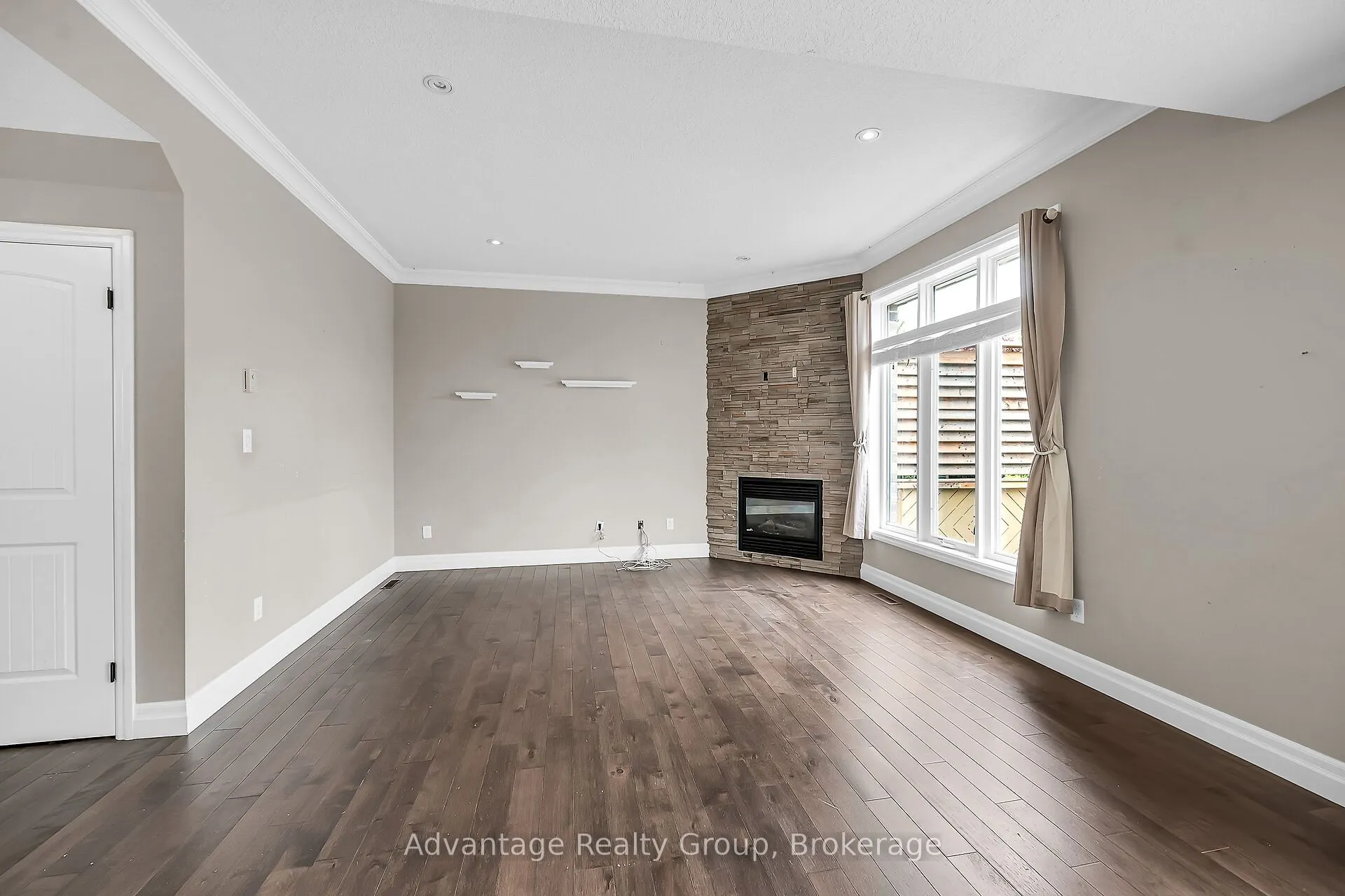 505 Lakeview Drive