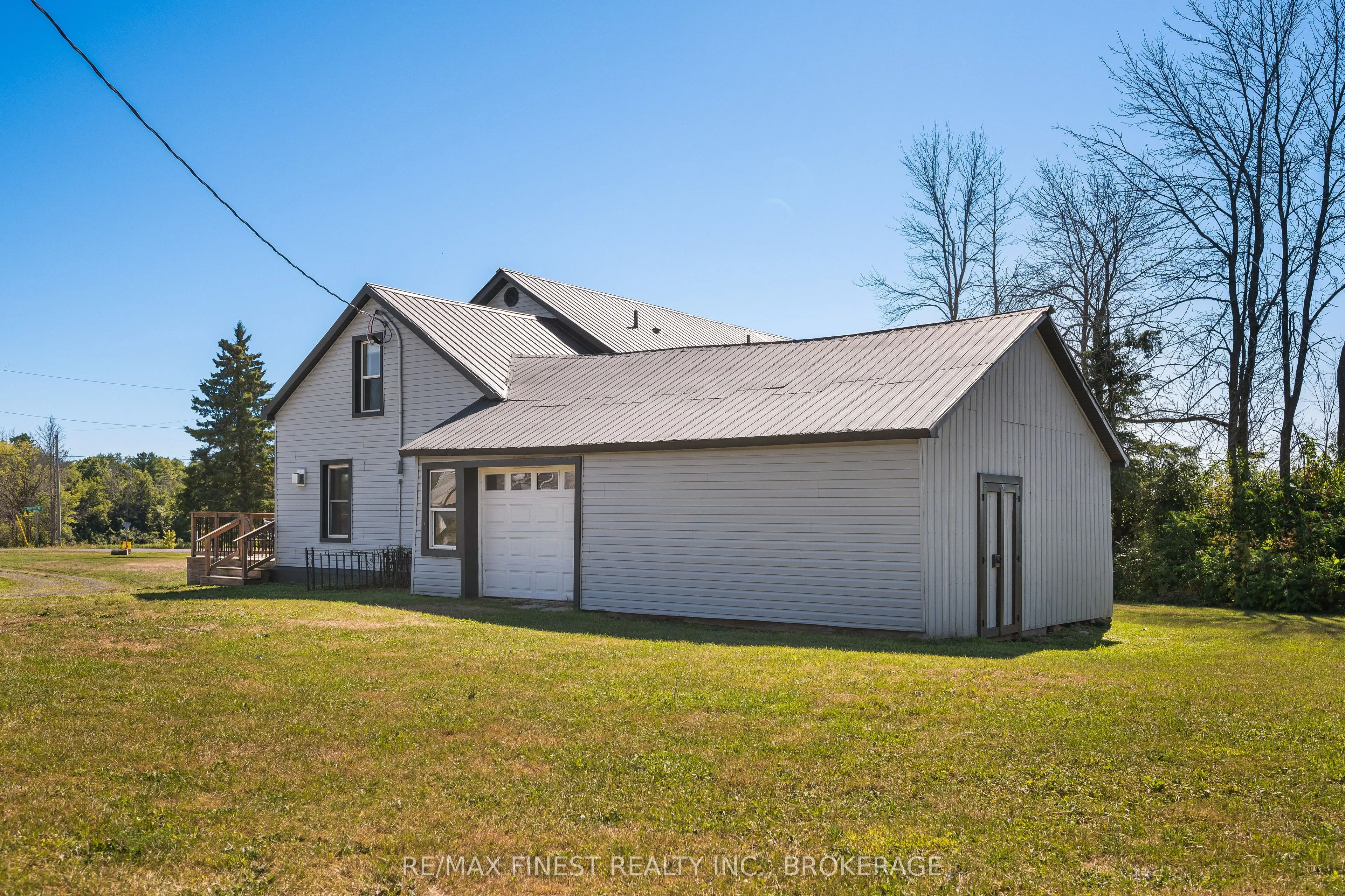 2405 Mcintyre Road