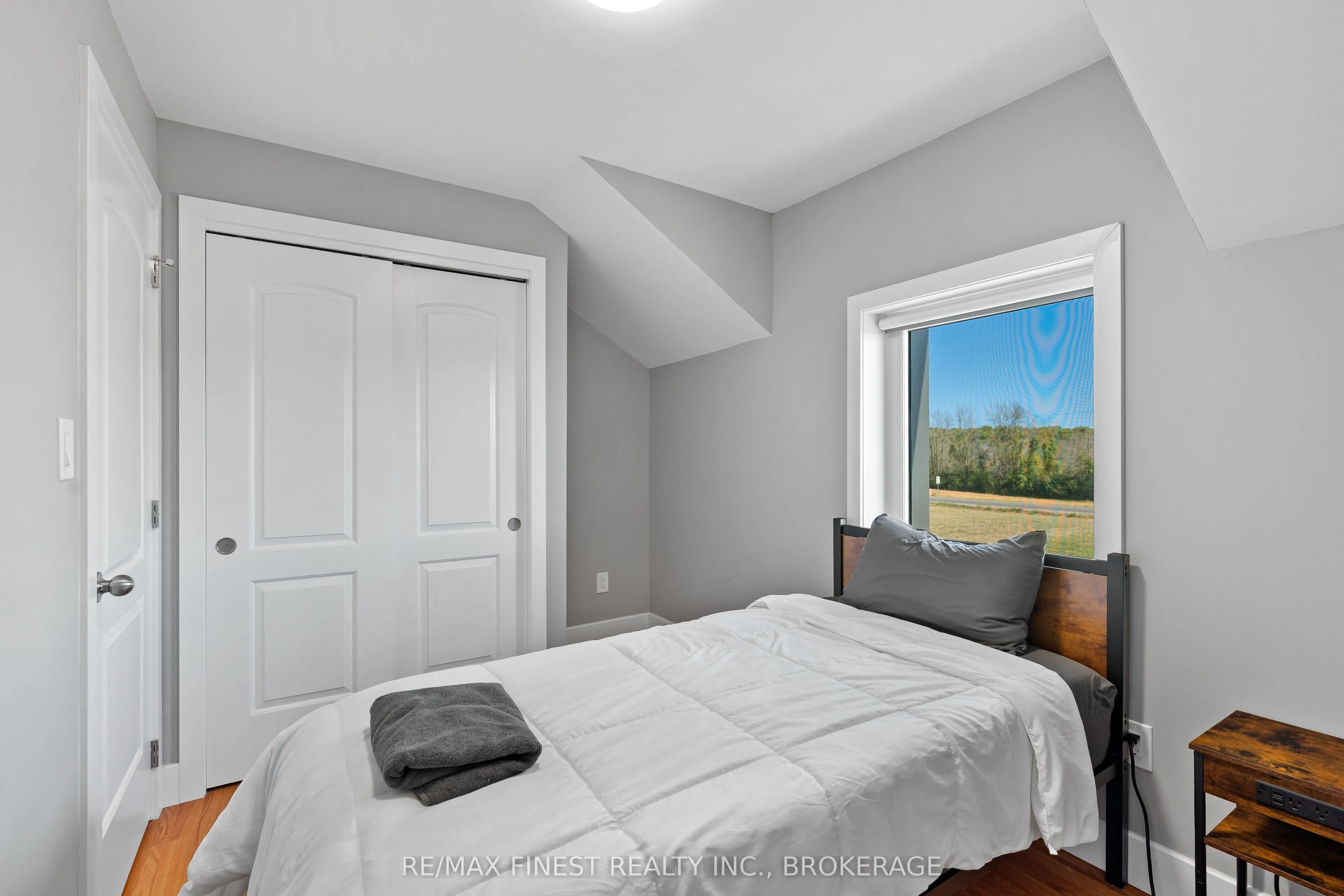 2405 Mcintyre Road