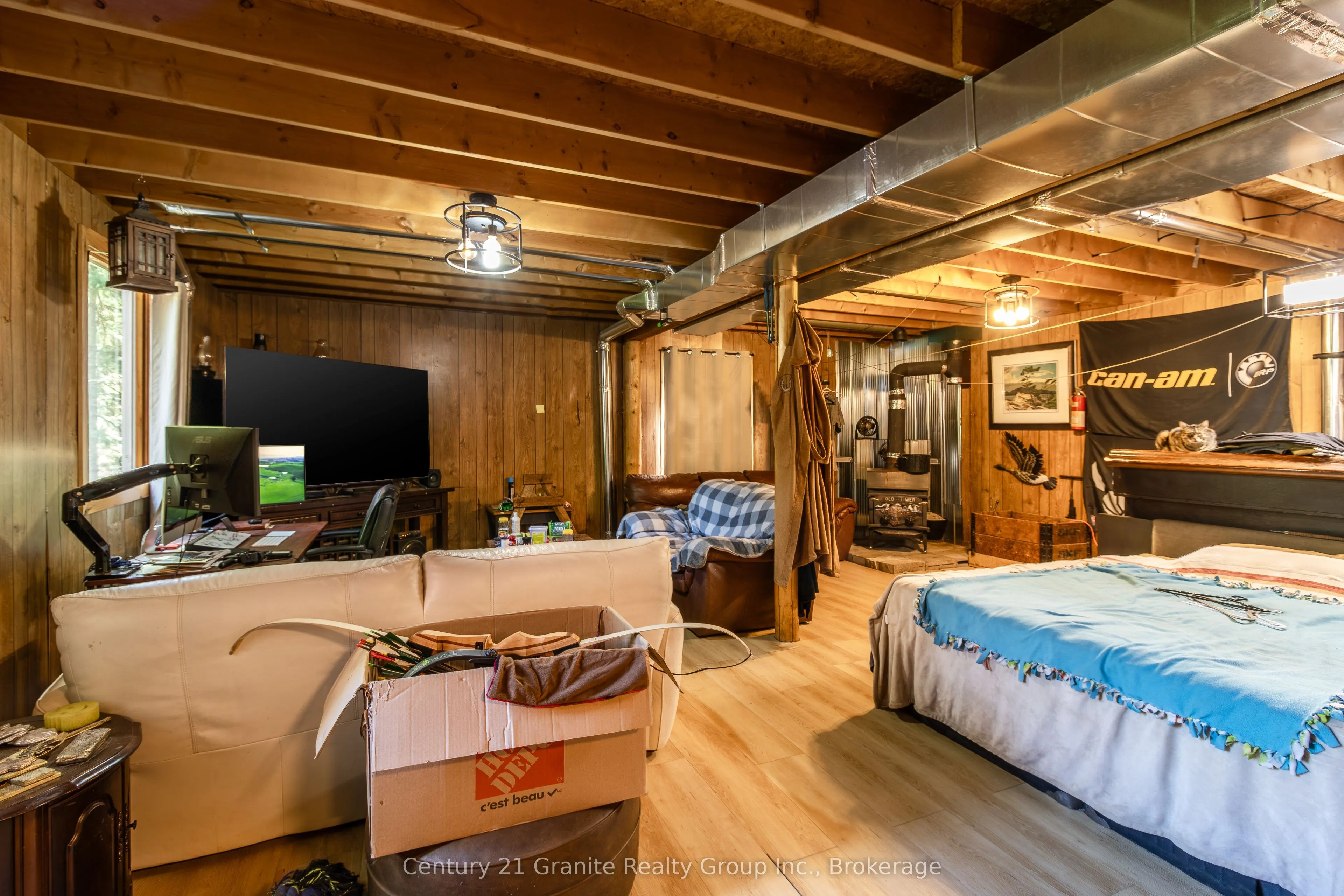 17812 Highway 35