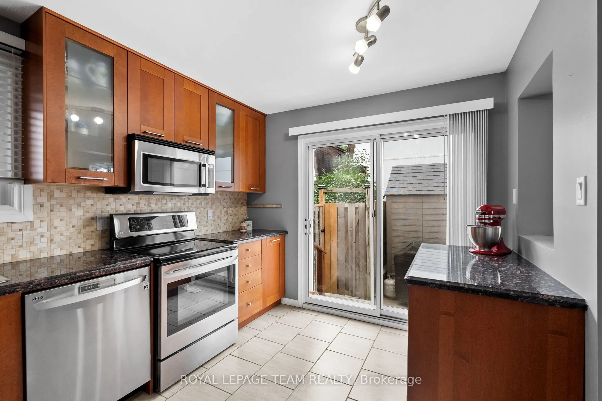 2166 Loyola Avenue, #141
