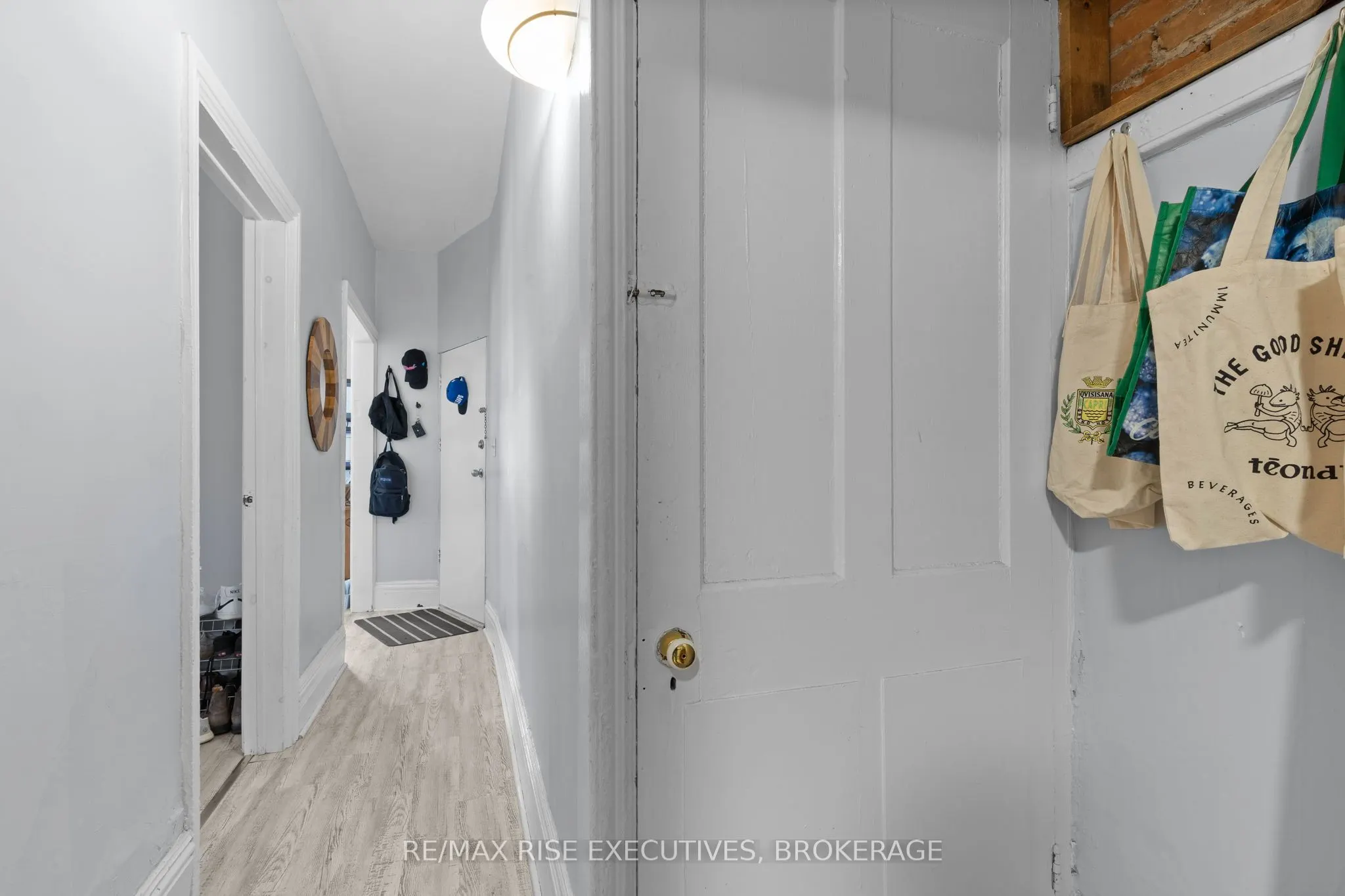 341 DIVISION Street