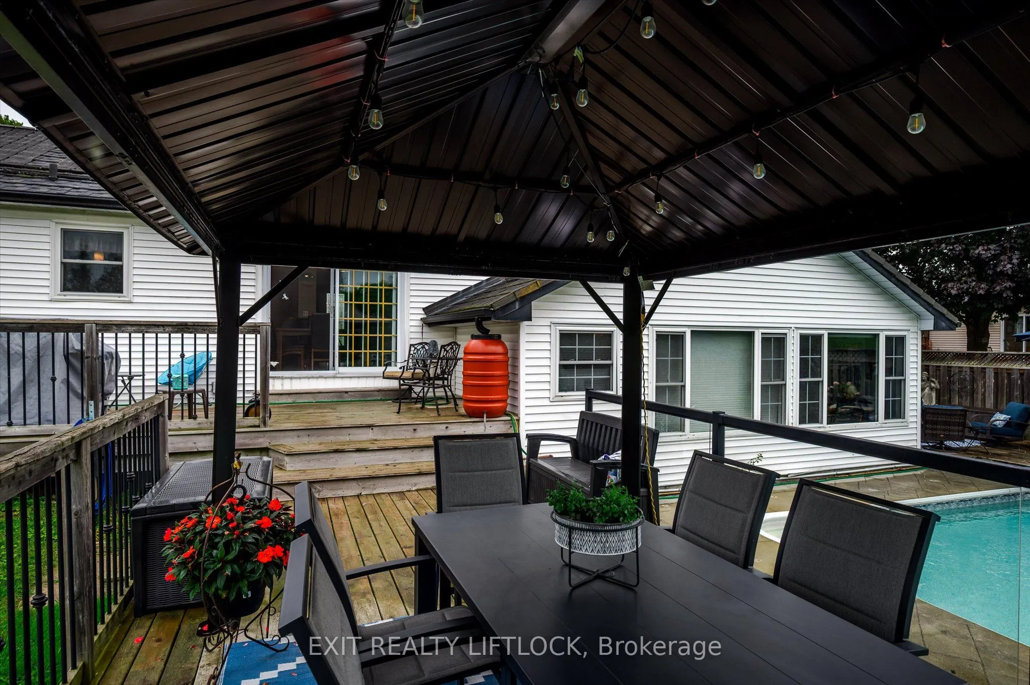 1437 Stewart Line
