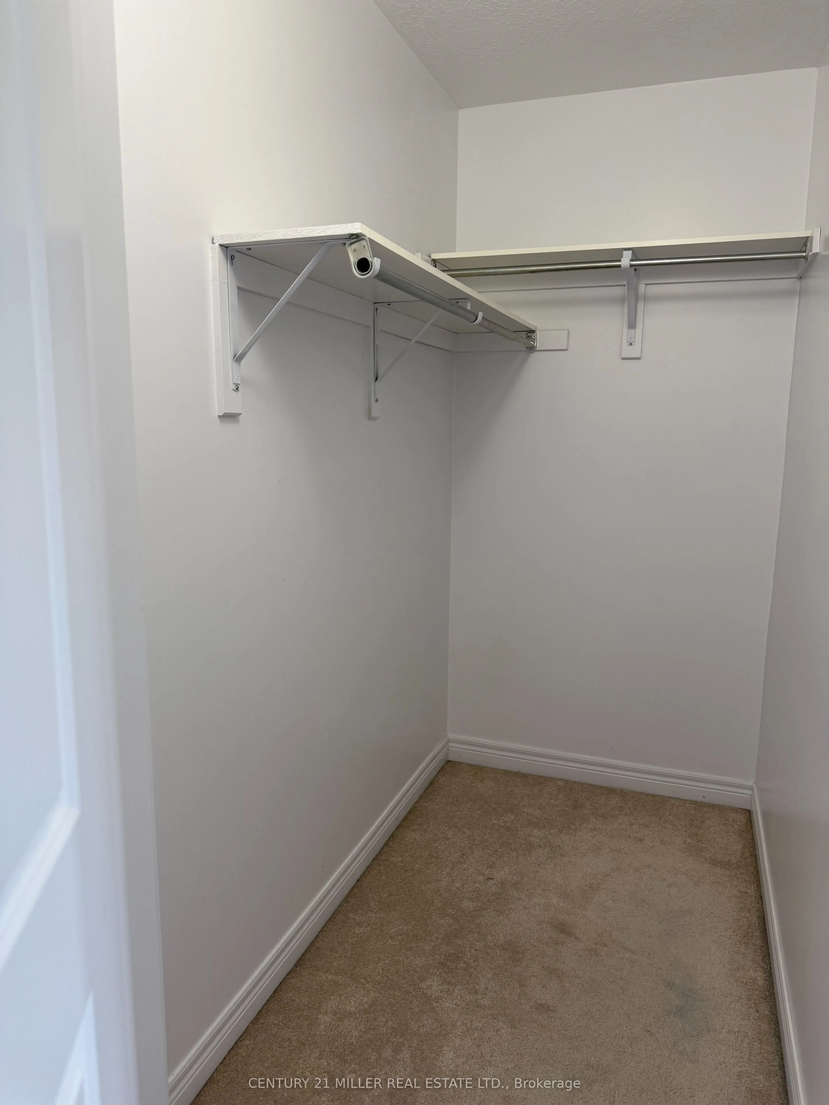 90 RAYMOND Road, #35