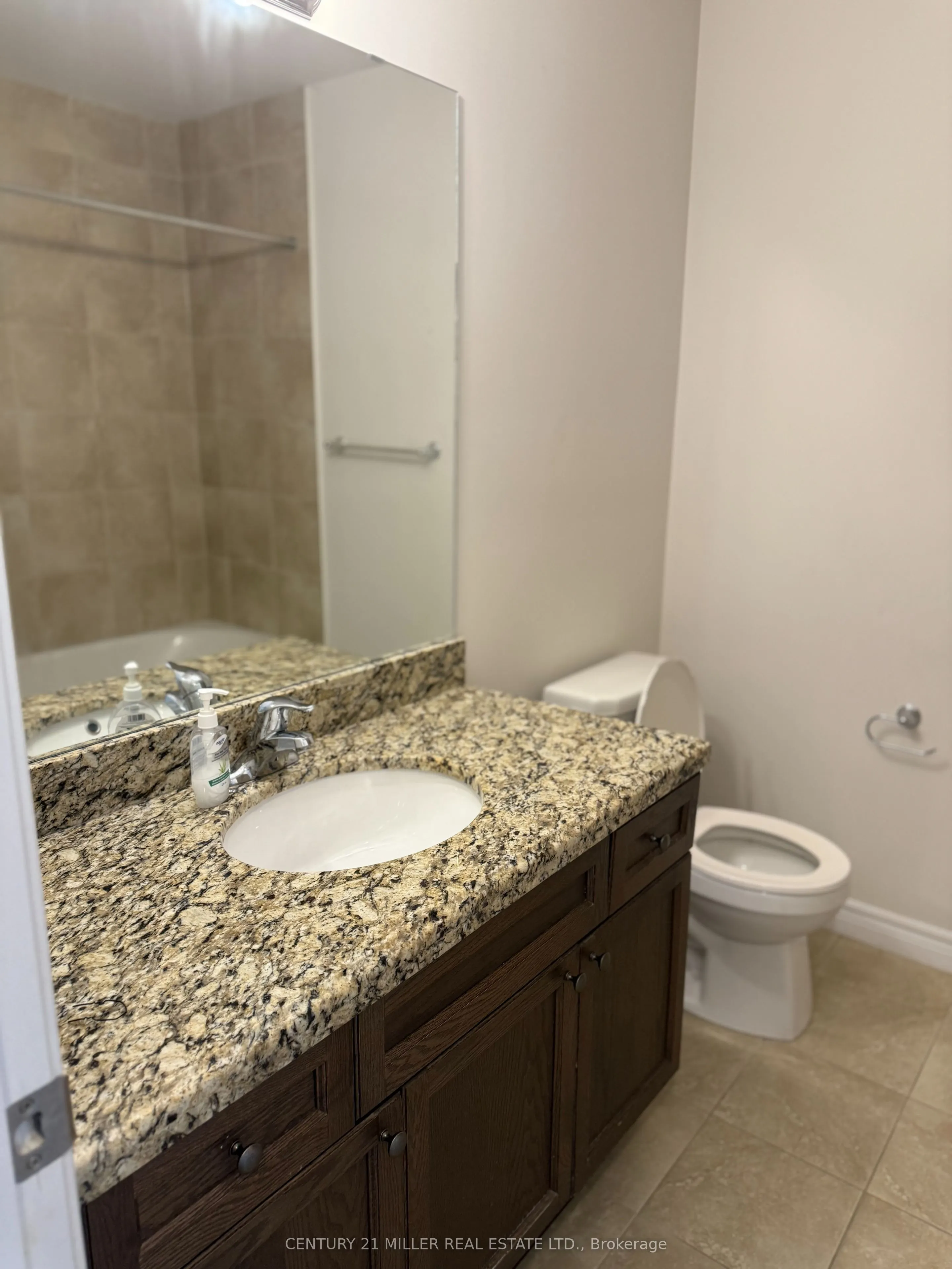 90 RAYMOND Road, #35