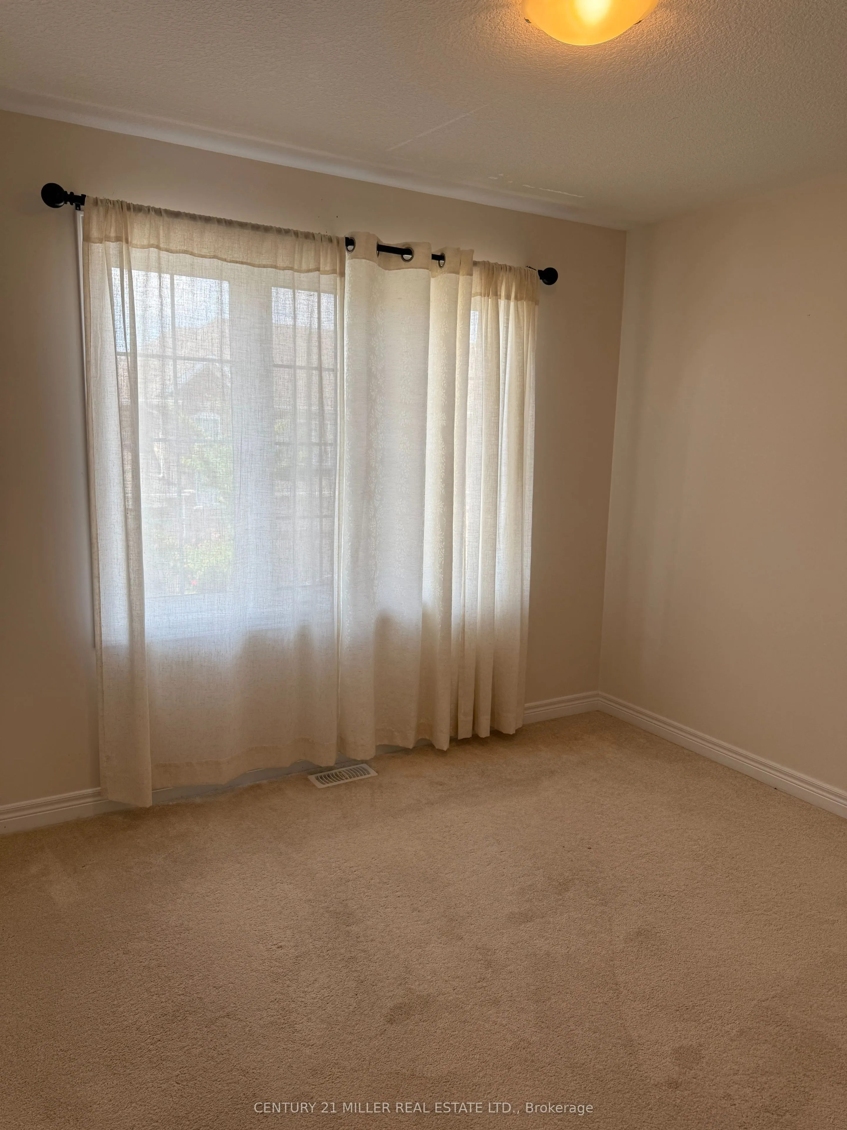 90 RAYMOND Road, #35
