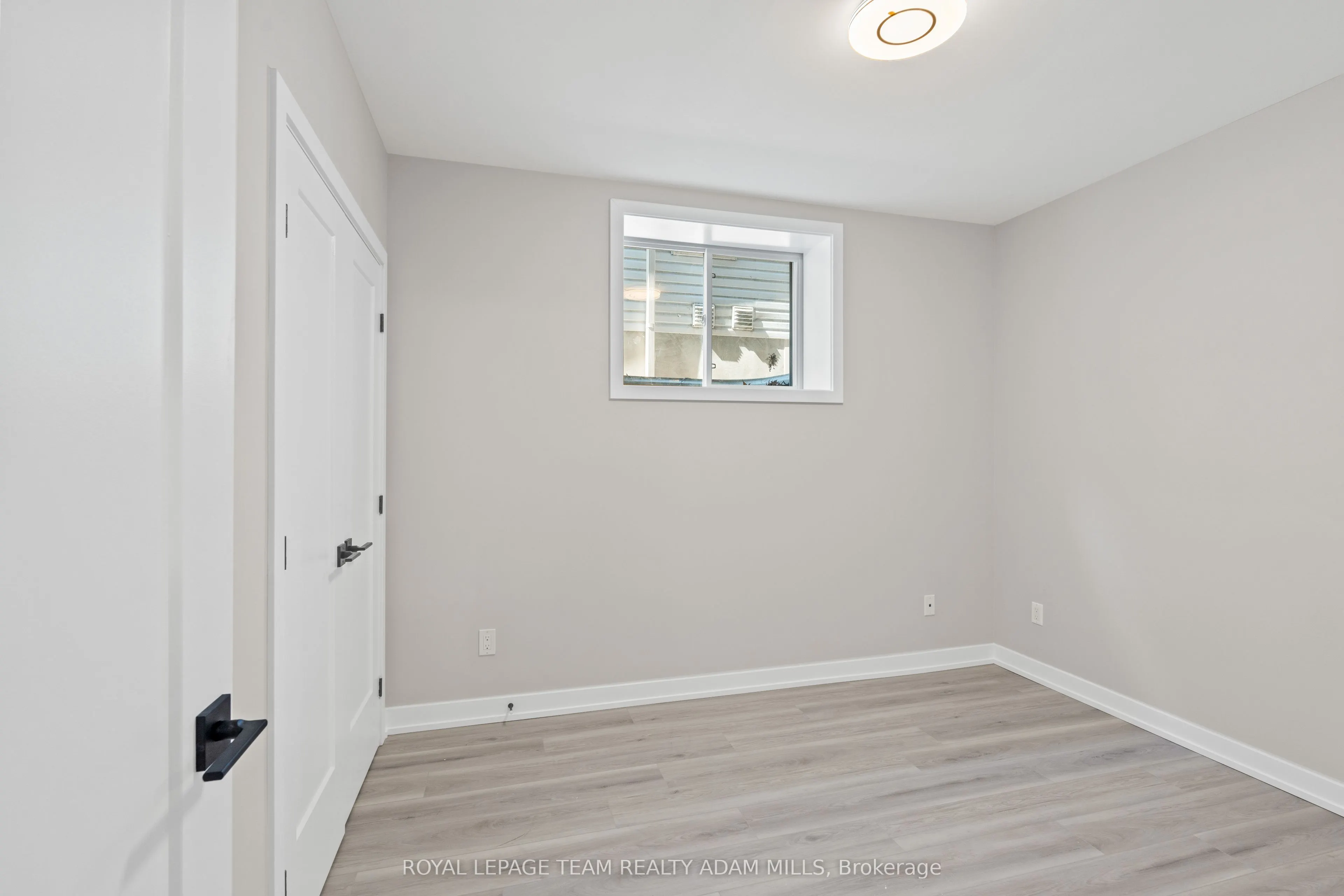 306 Lanark Avenue, #C