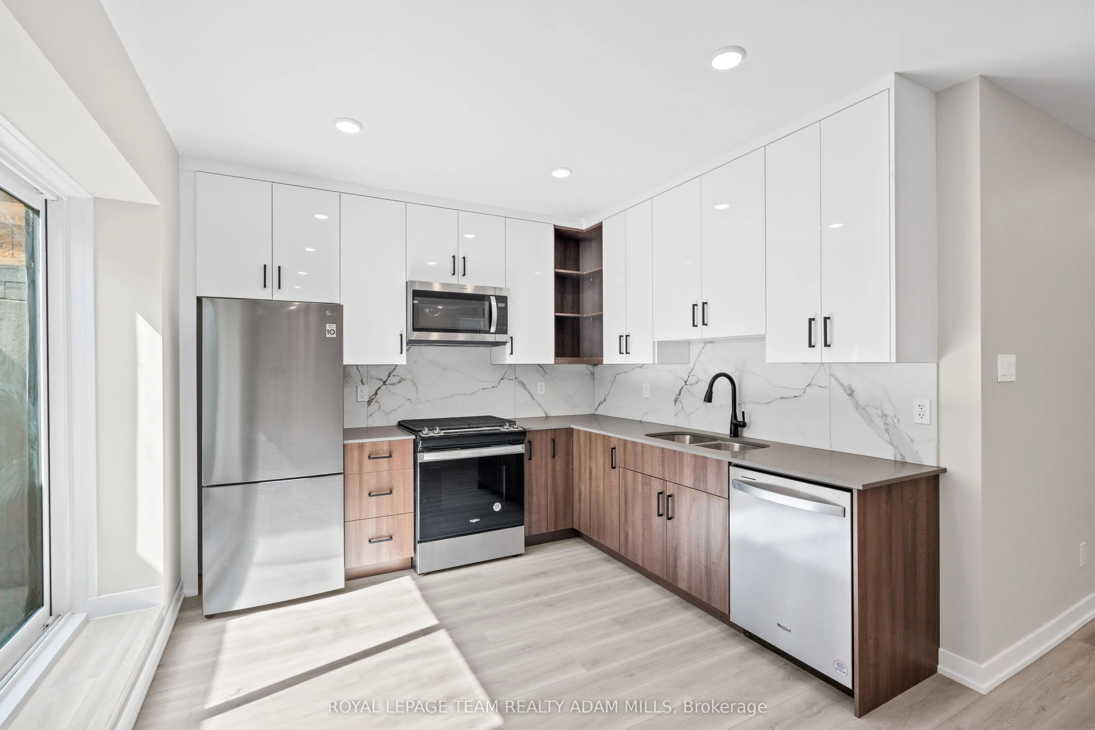 306 Lanark Avenue, #C