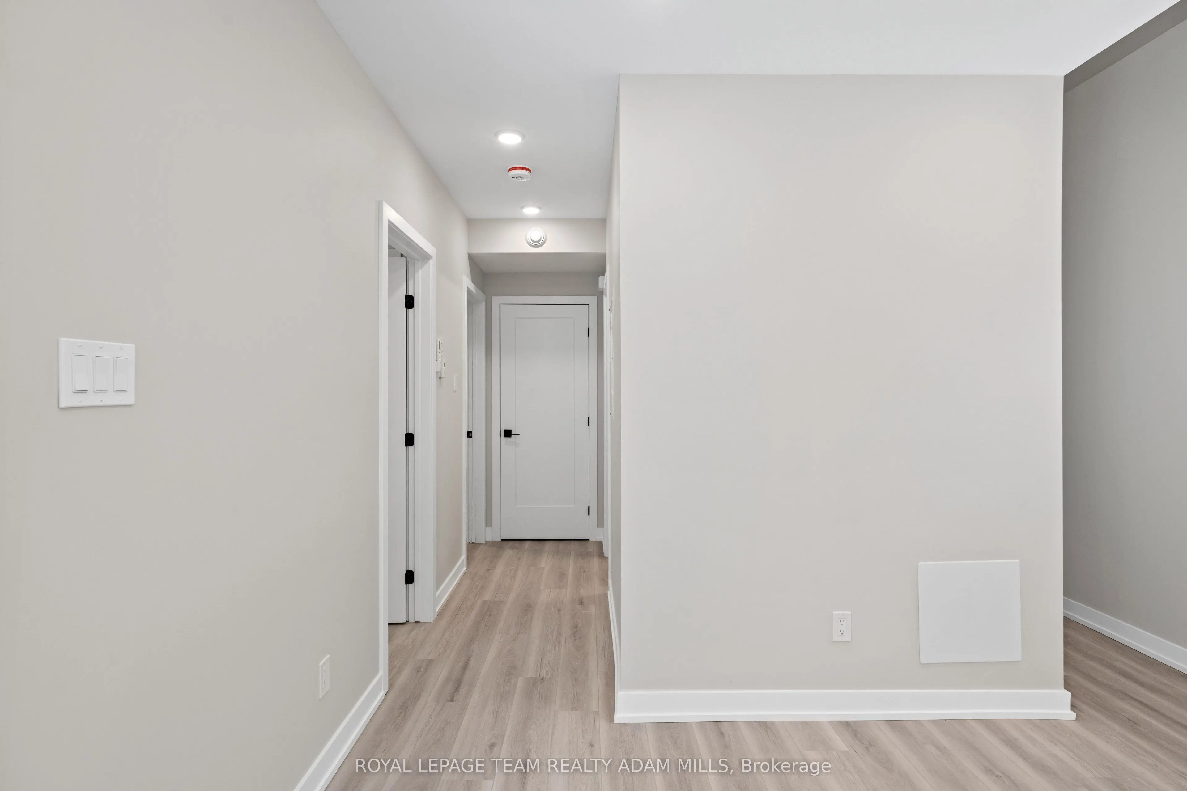 306 Lanark Avenue, #C