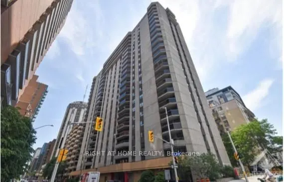 470 Laurier Avenue W, #2006