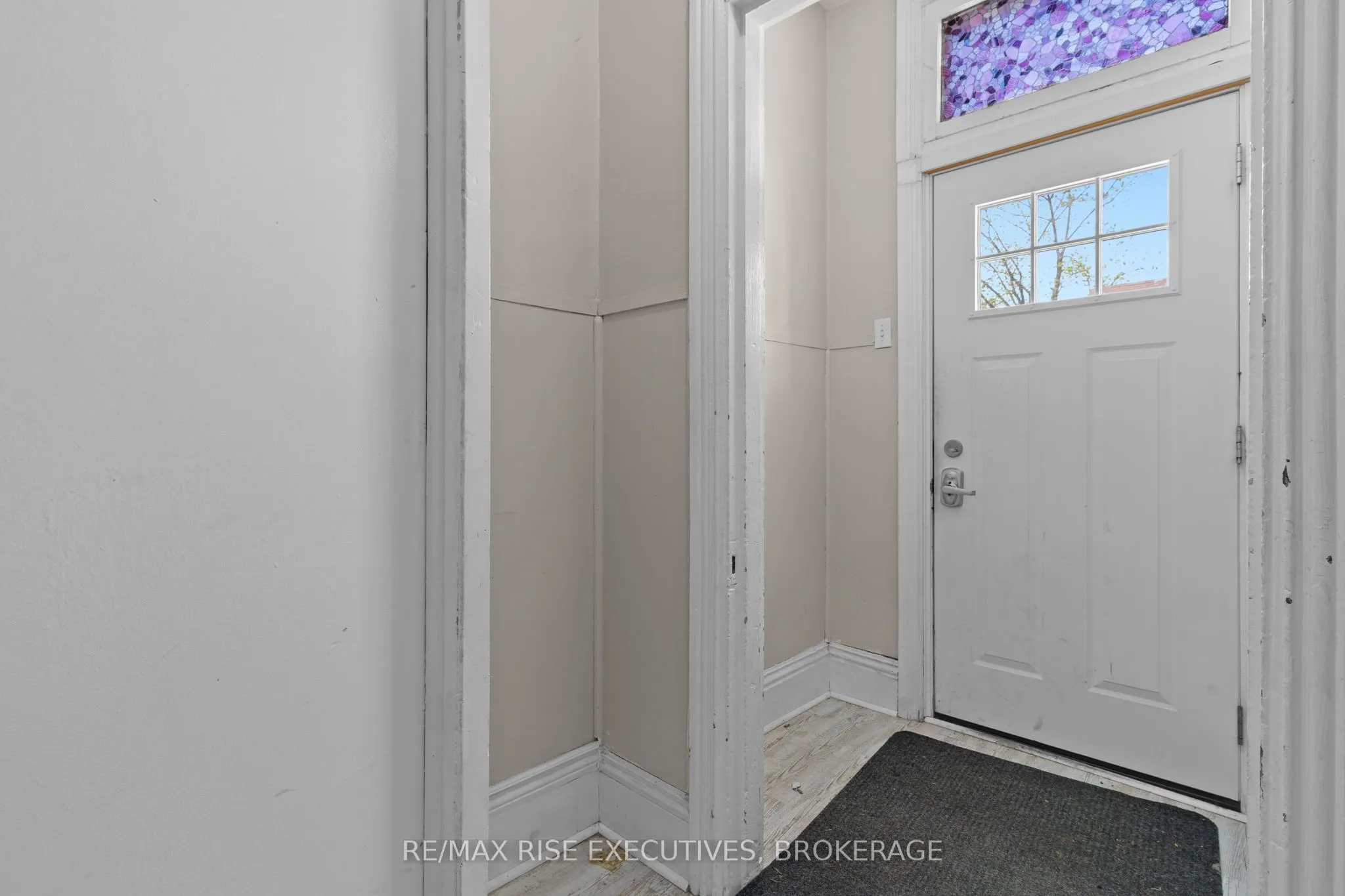 341 DIVISION Street