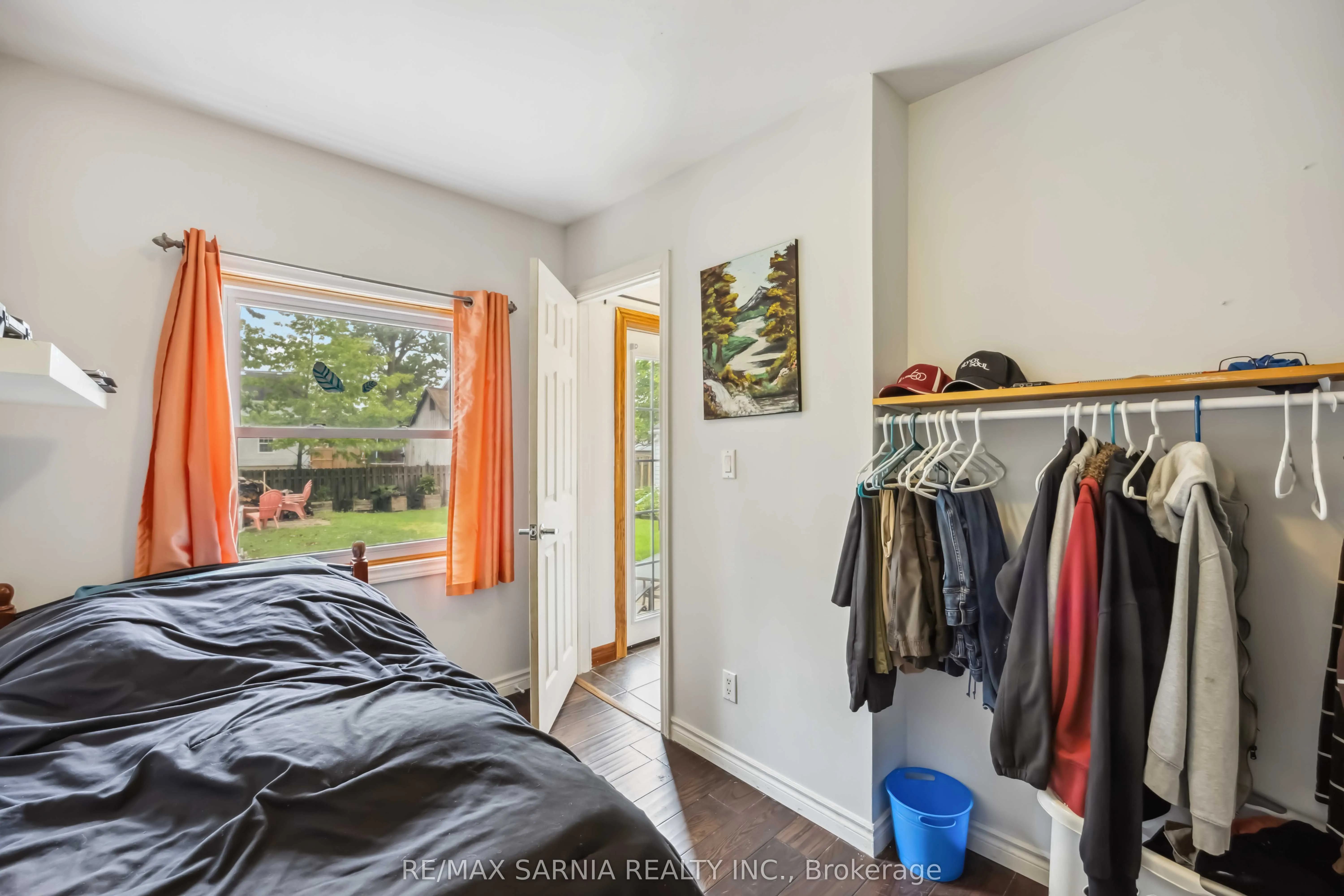 590 SIMCOE Street