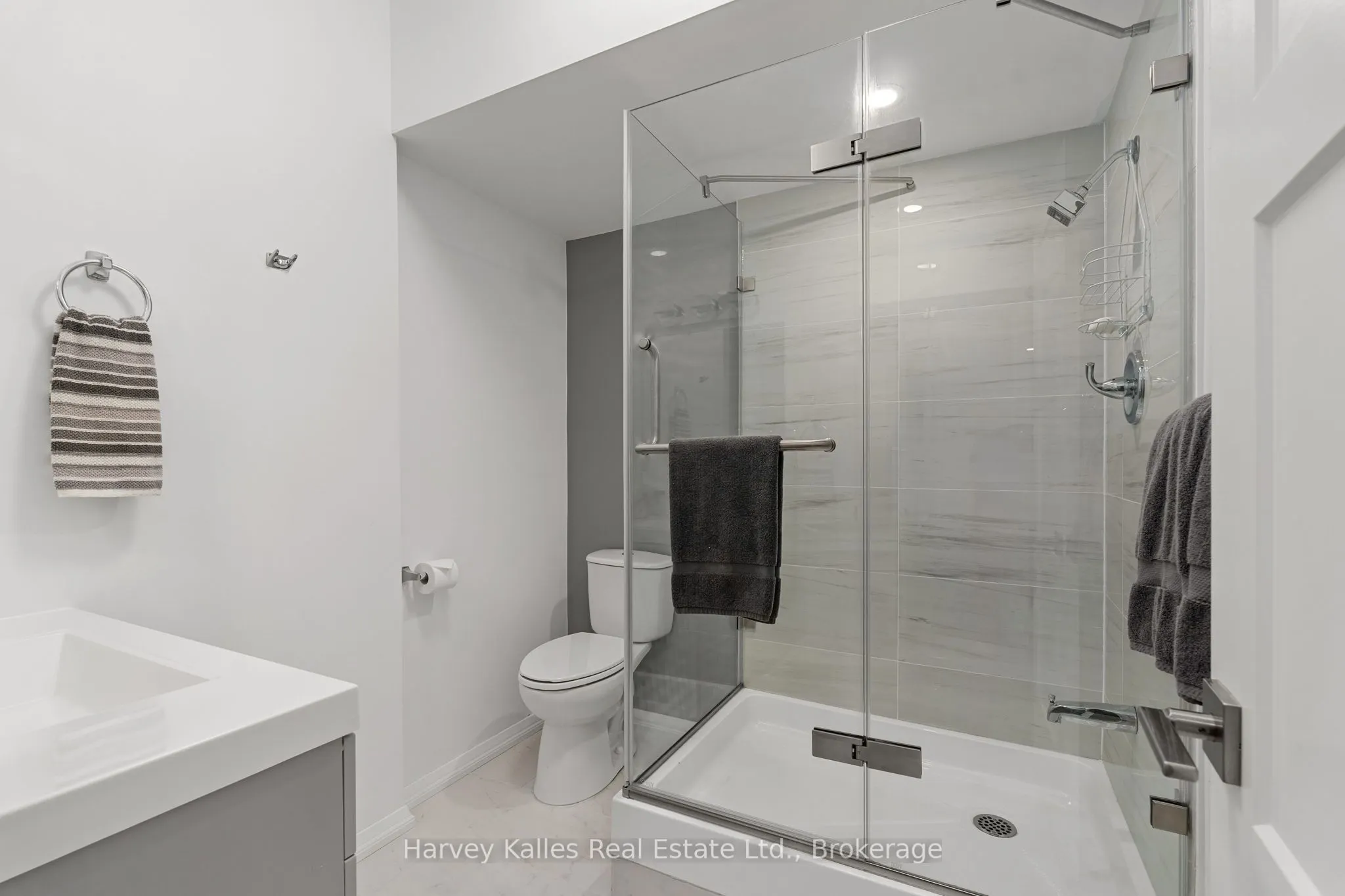 5 Blue Birch Lane, #7