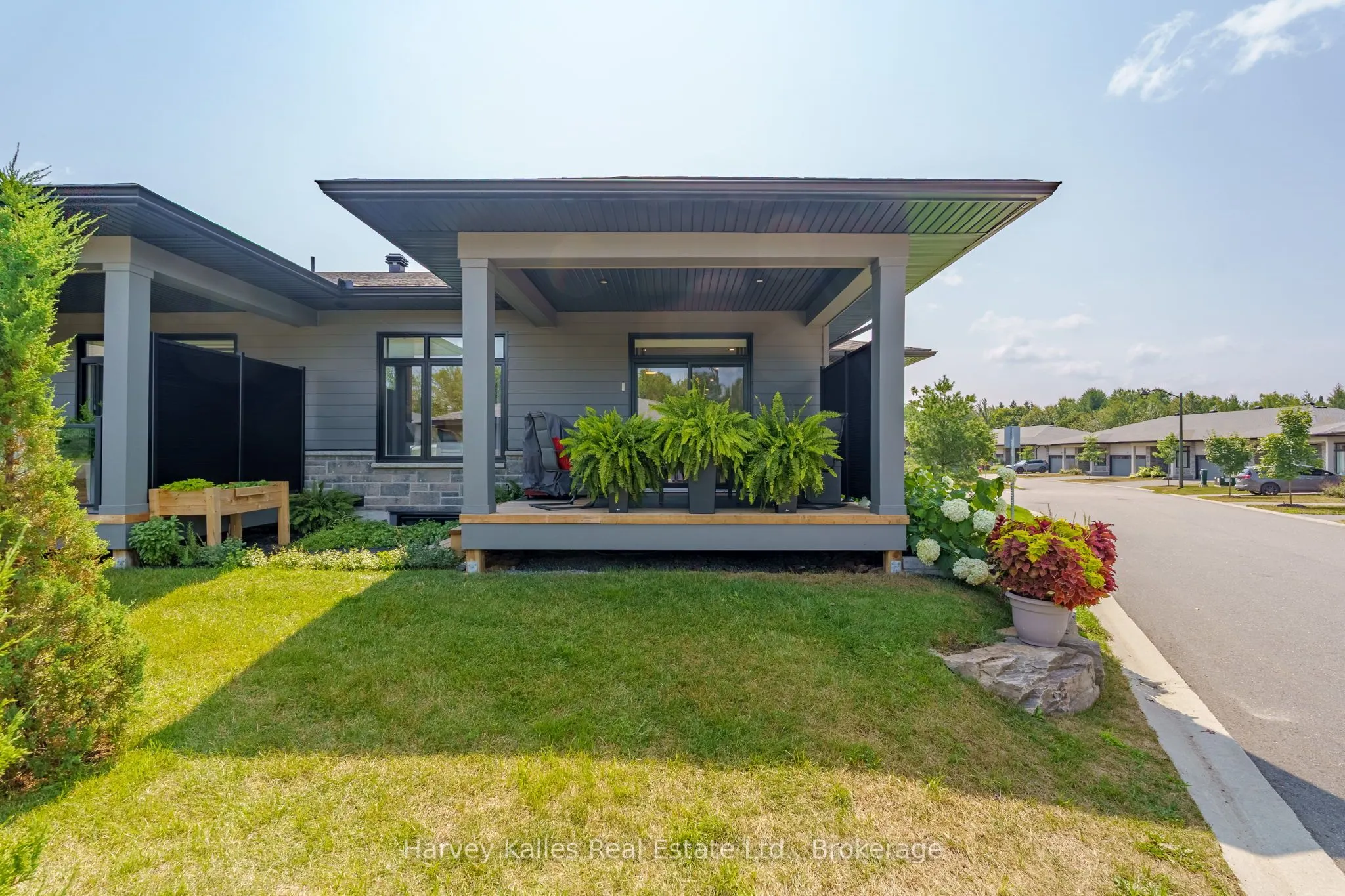 5 Blue Birch Lane, #7