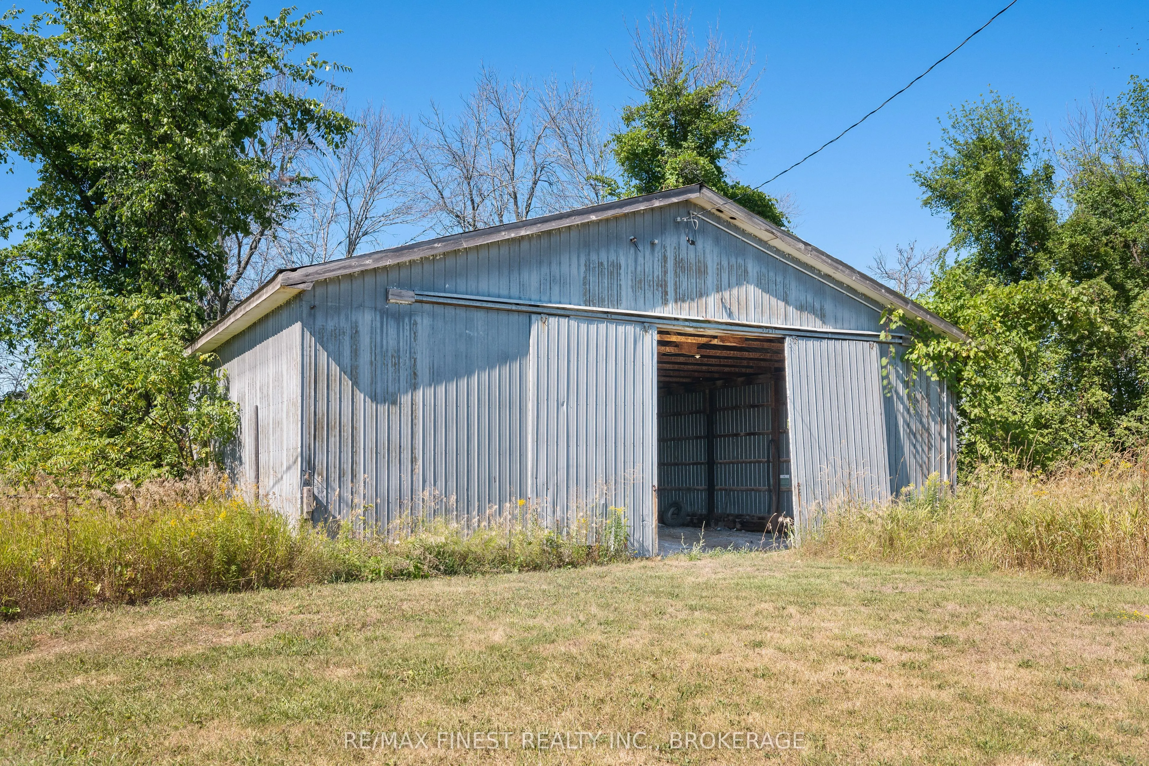 2405 Mcintyre Road