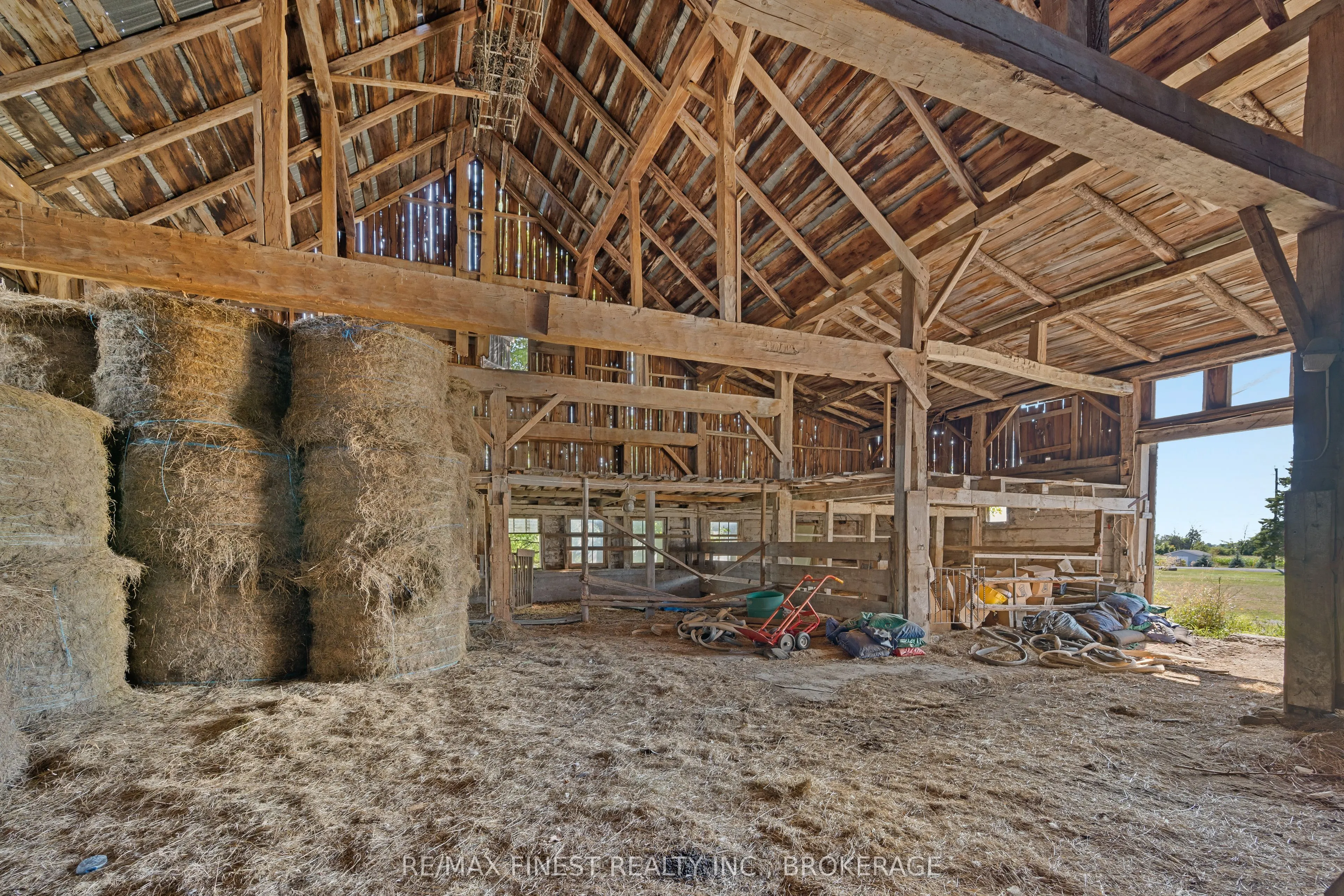 2405 Mcintyre Road