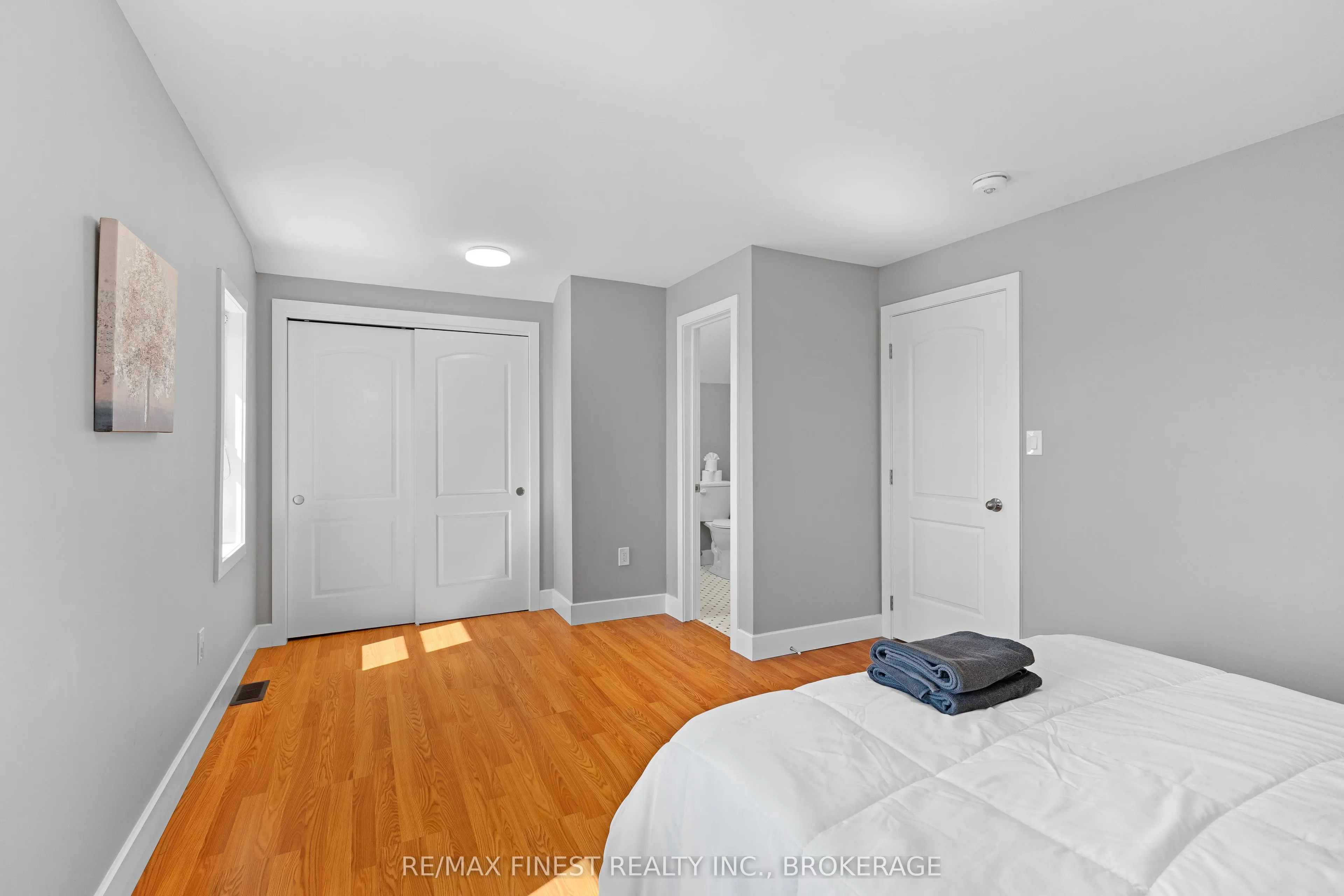 2405 Mcintyre Road