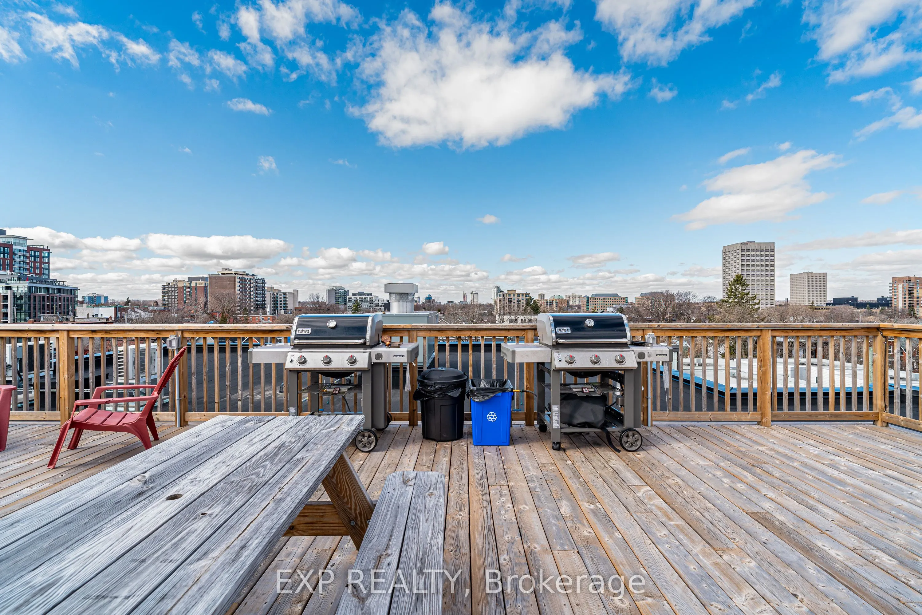 101 Pinhey Street, #305