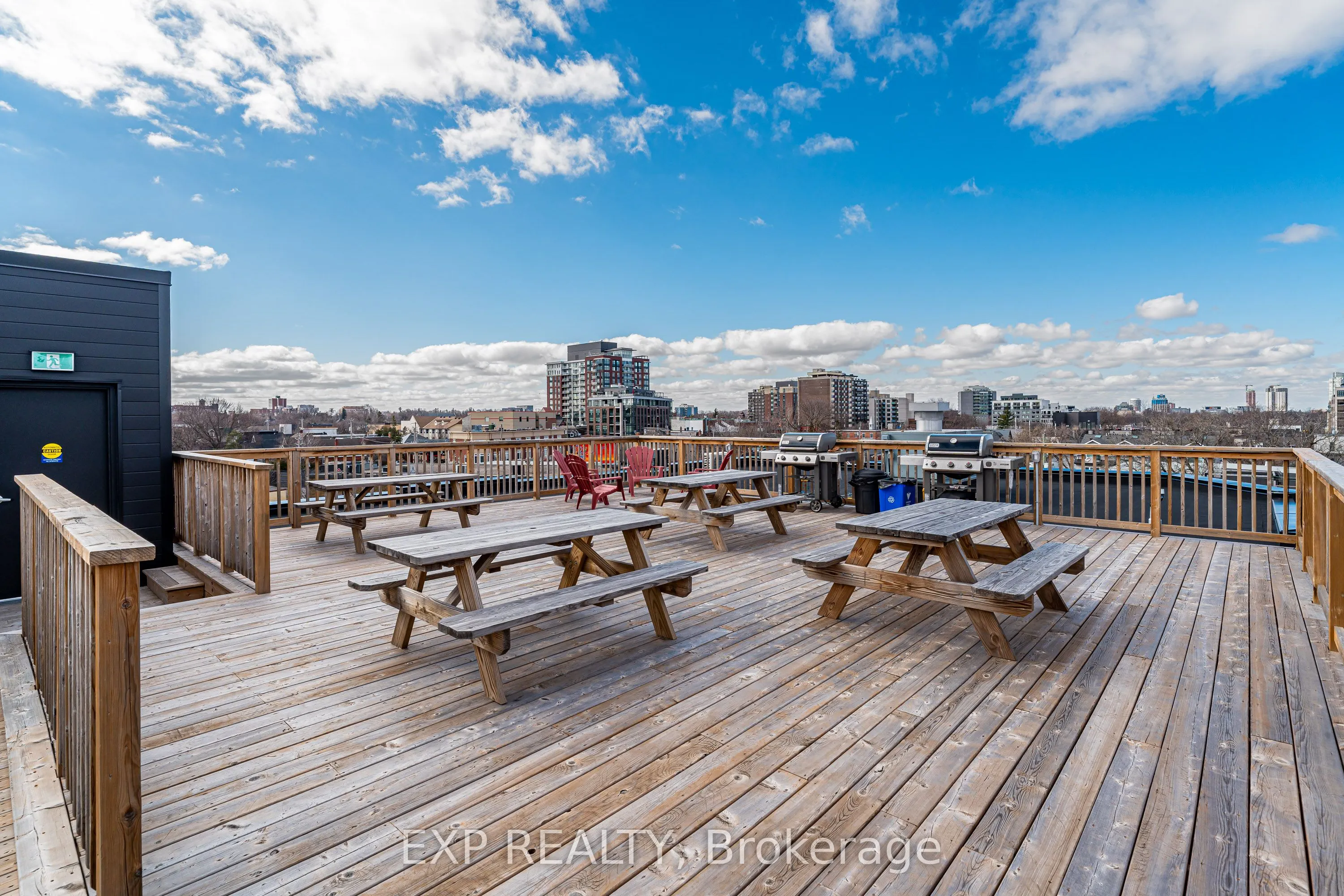 101 Pinhey Street, #305