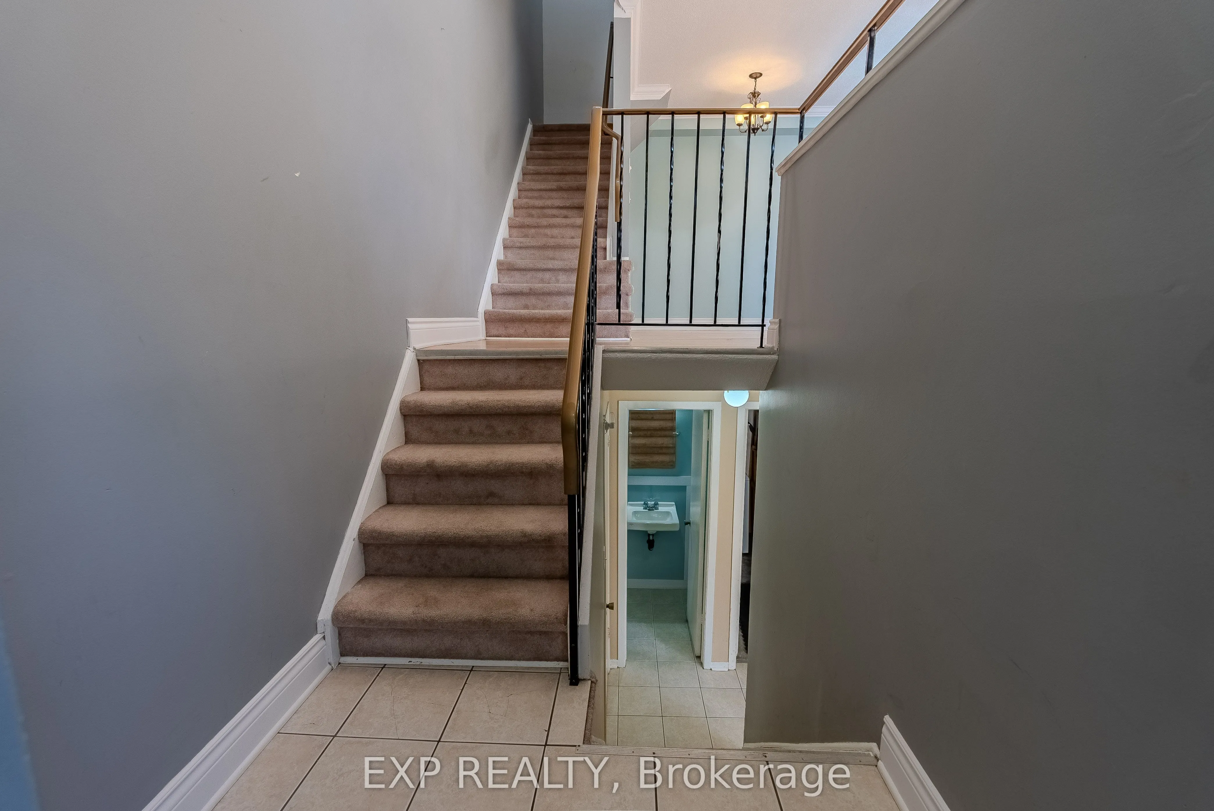37 Forester Crescent, ##C
