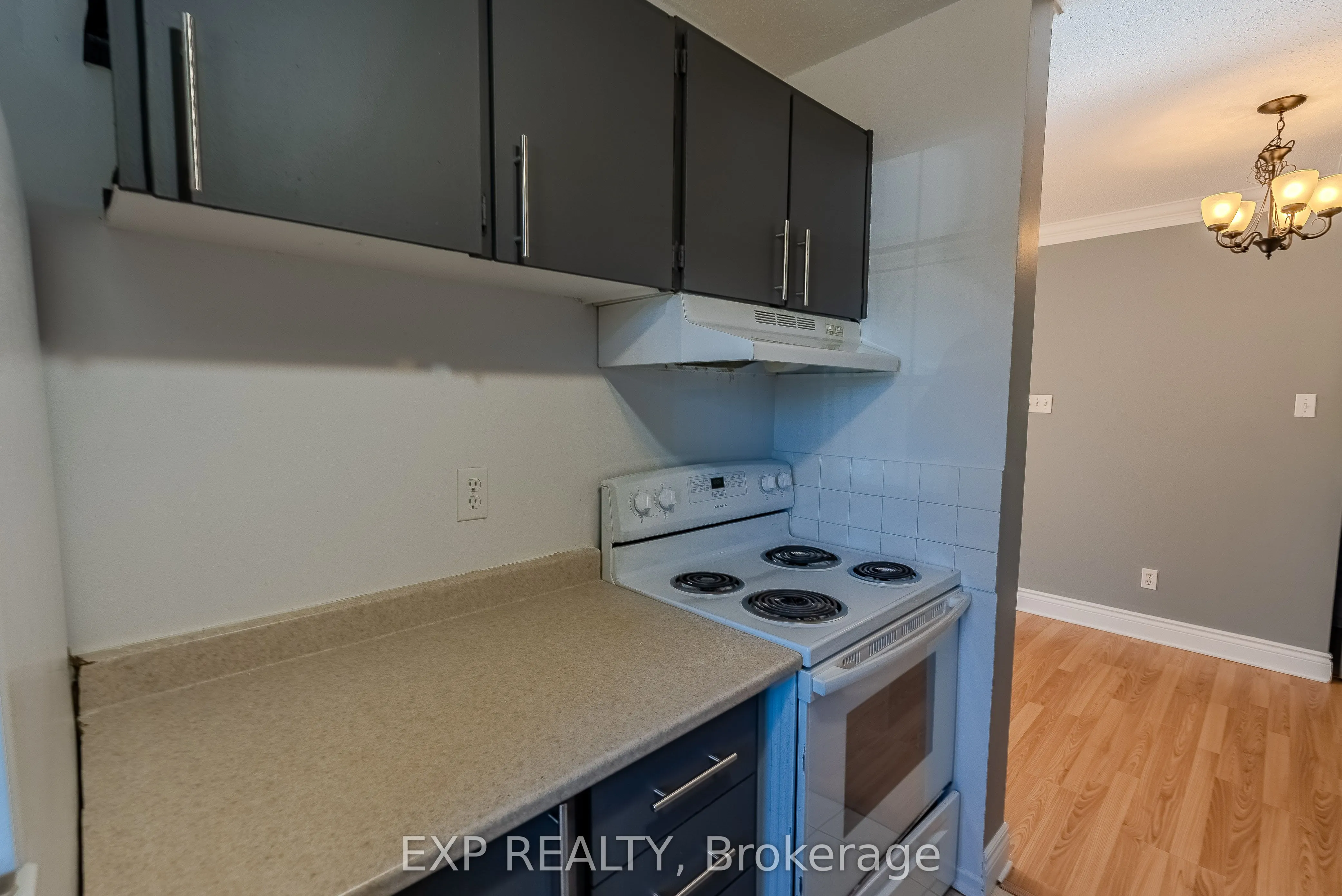 37 Forester Crescent, ##C