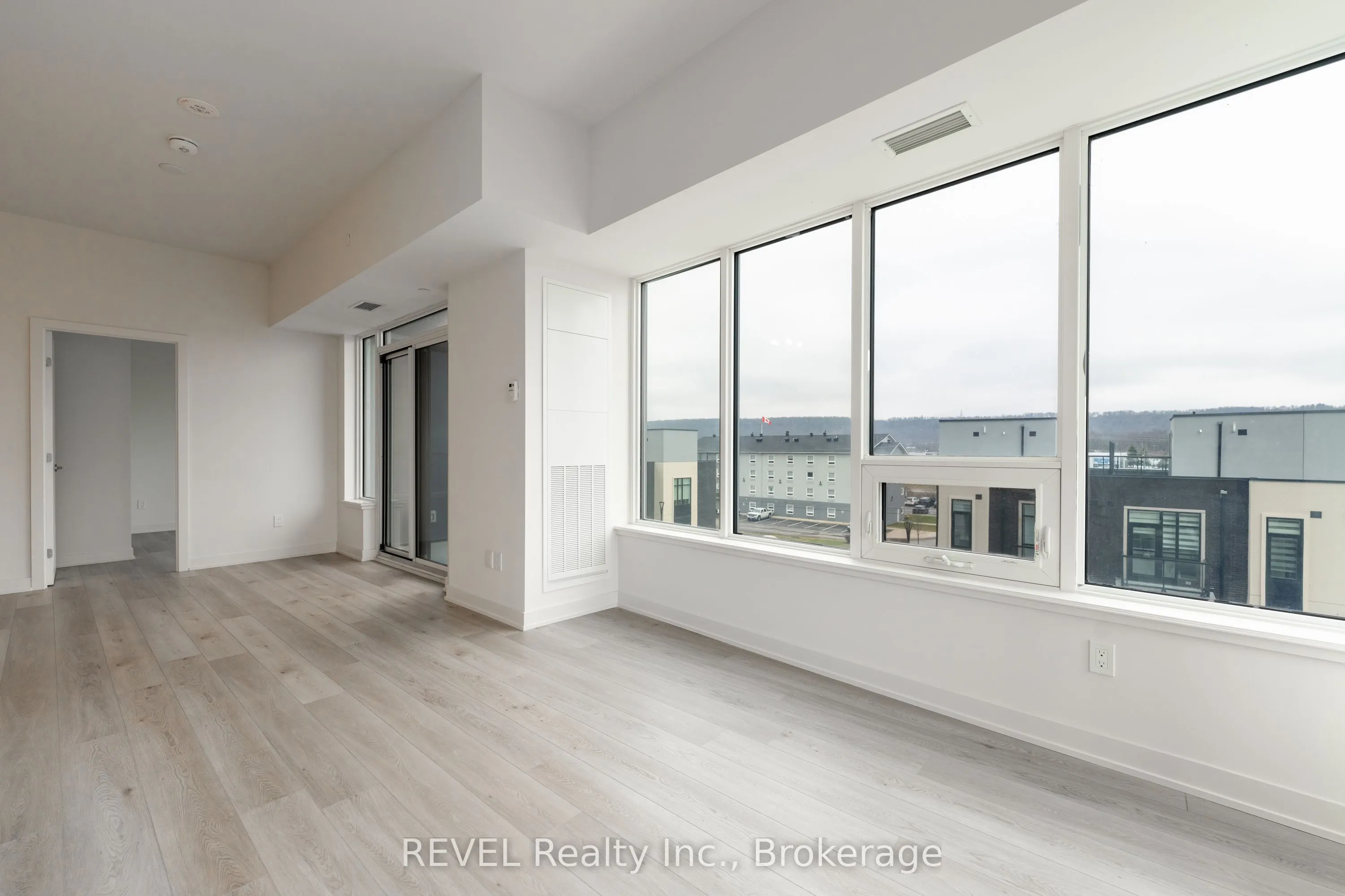 385 Winston Road, #402