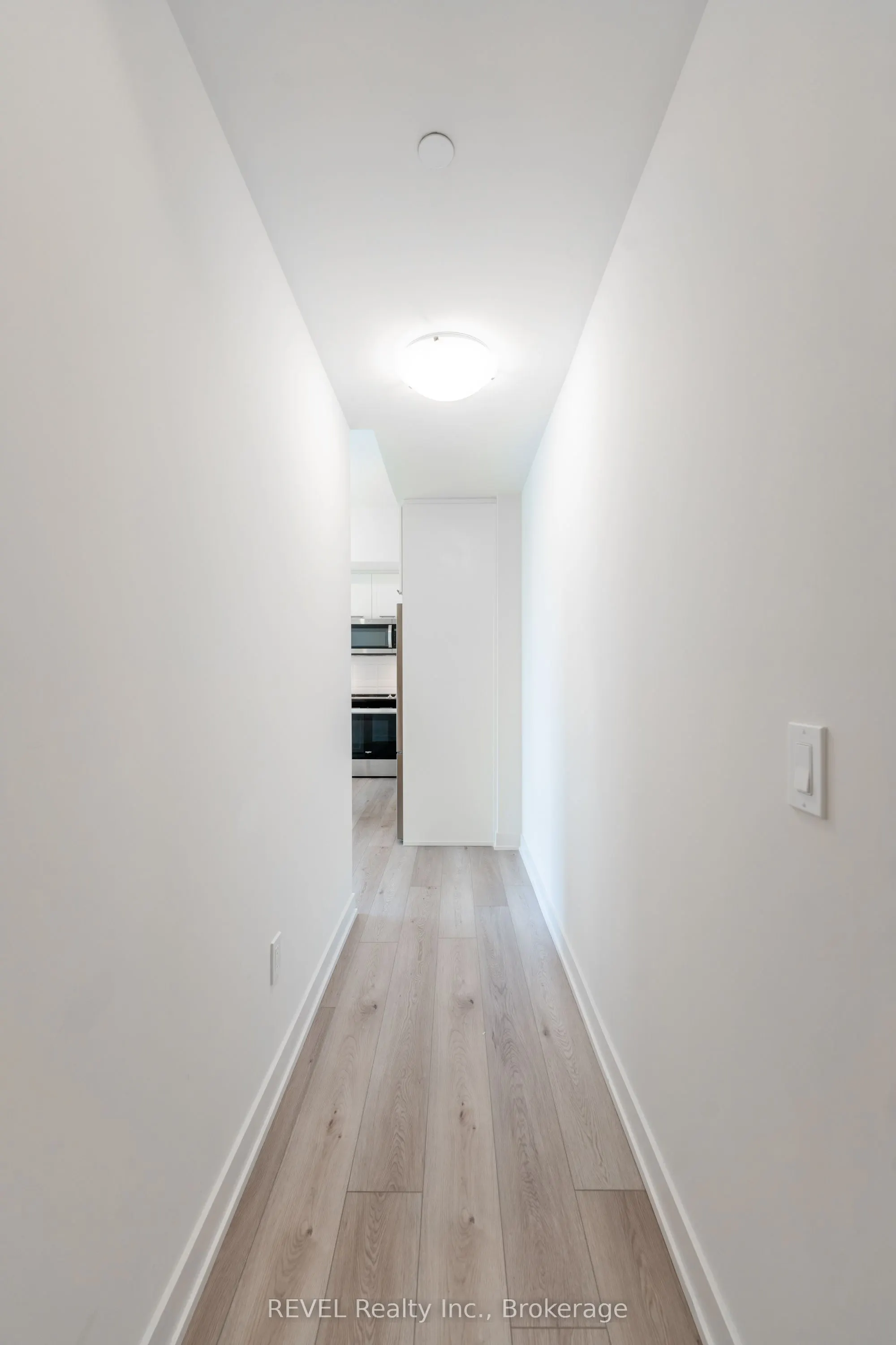 385 Winston Road, #402