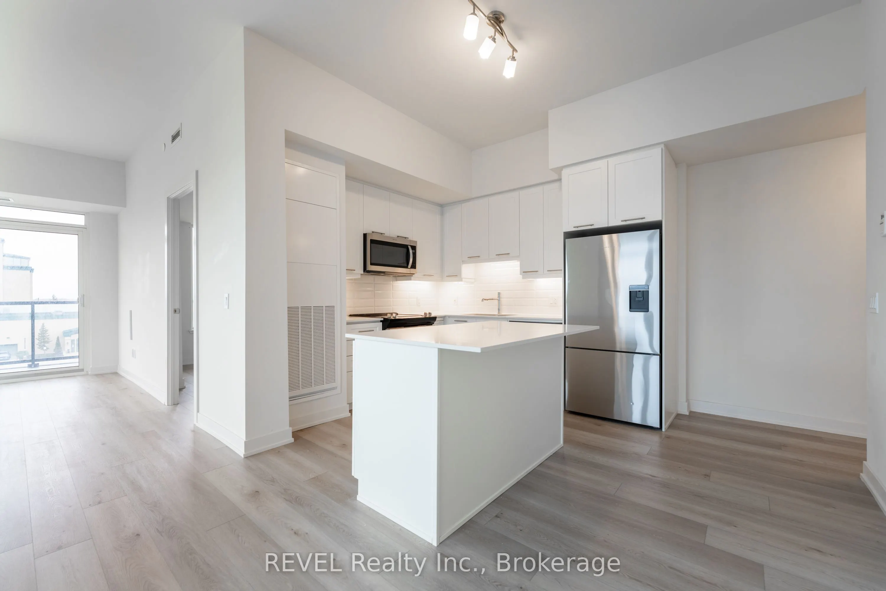 385 Winston Road, #402