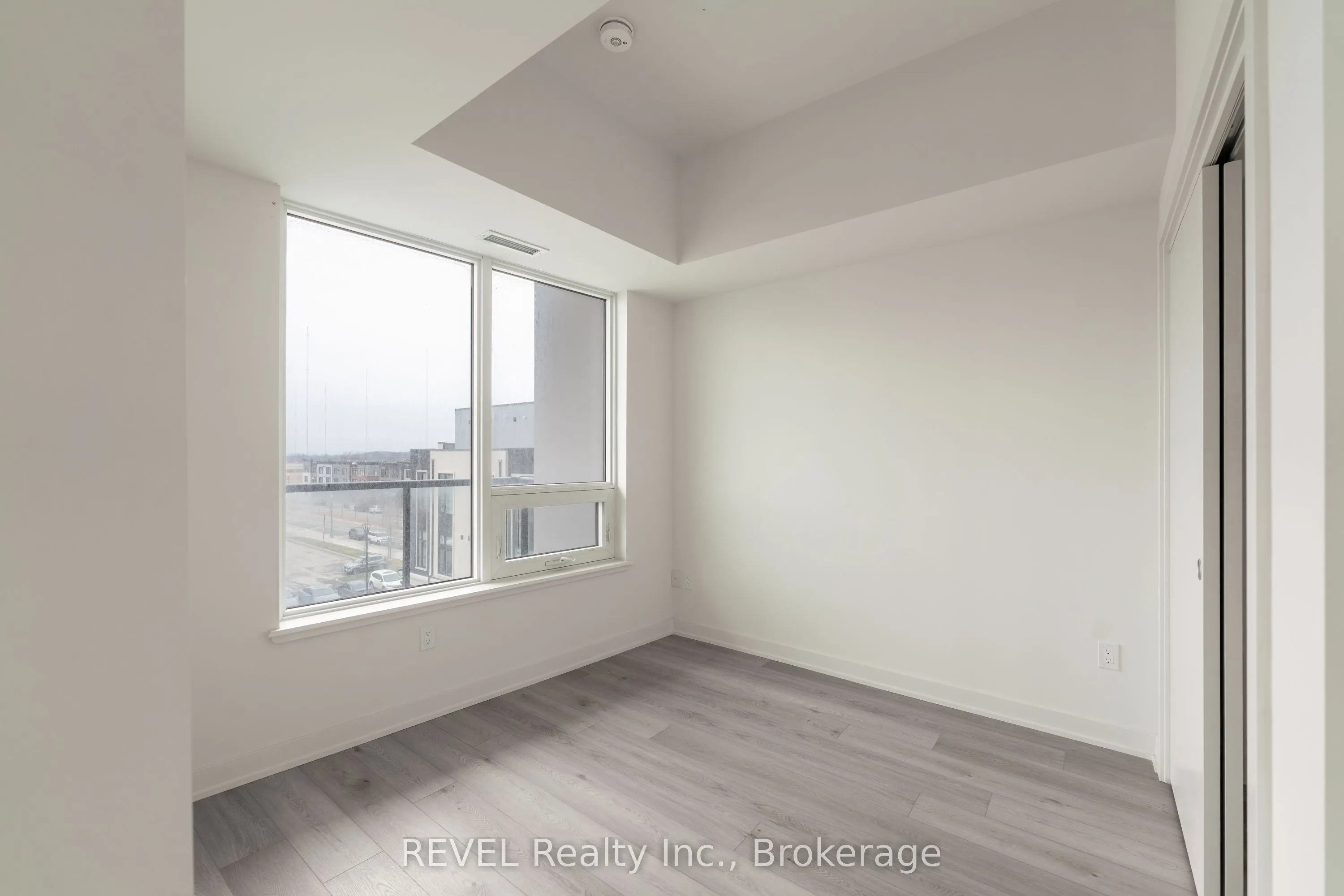 385 Winston Road, #402