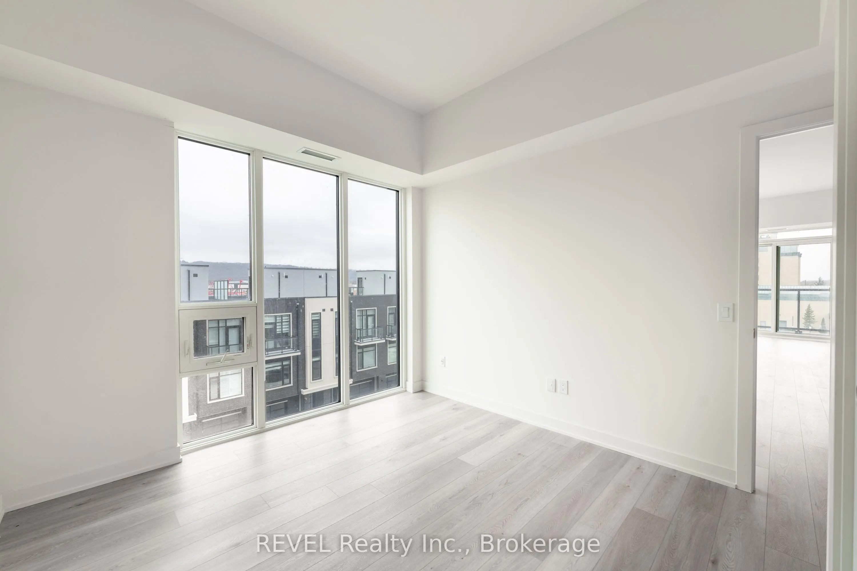 385 Winston Road, #402